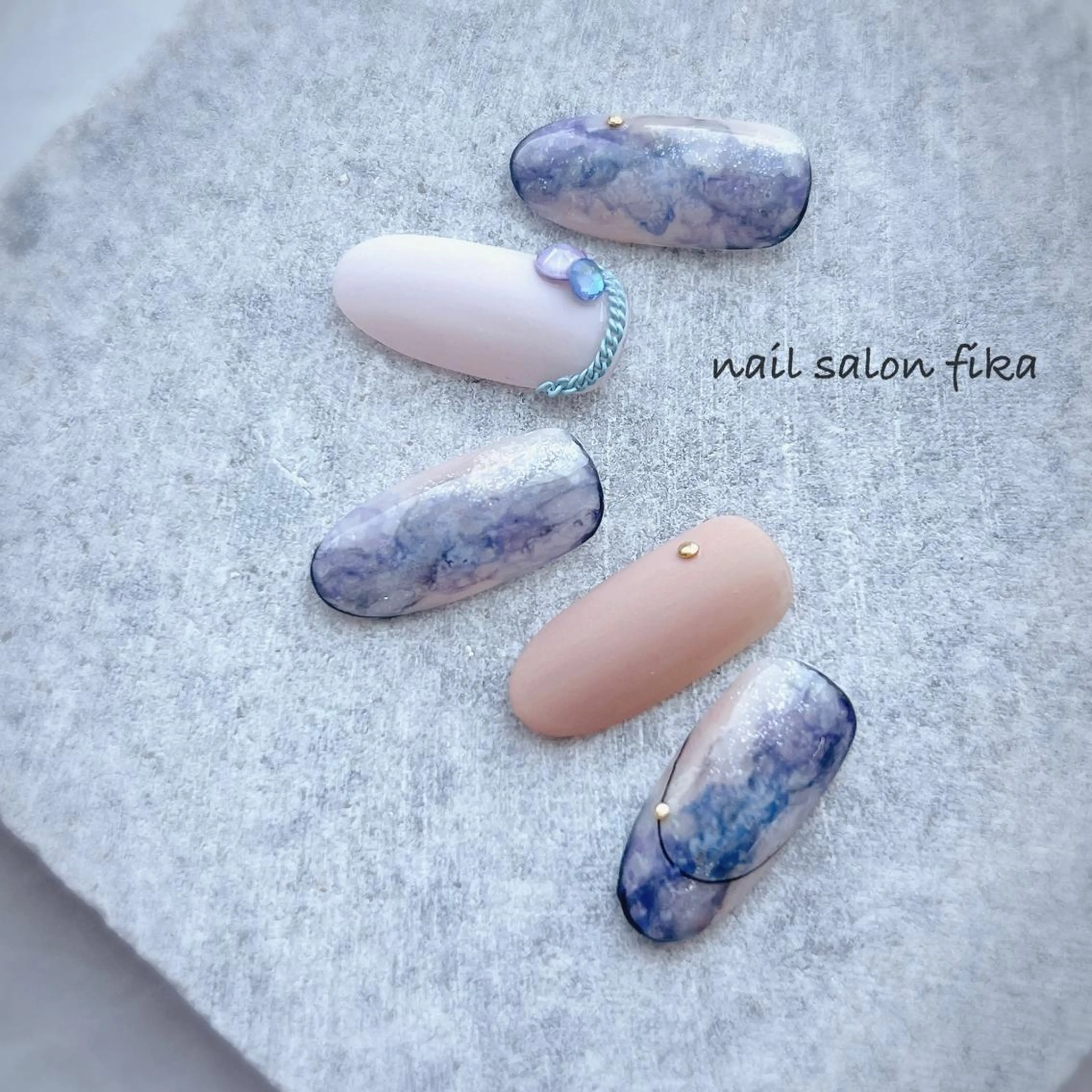 ネイル ニュアンスネイル nail salon fikaのネイルデザイン