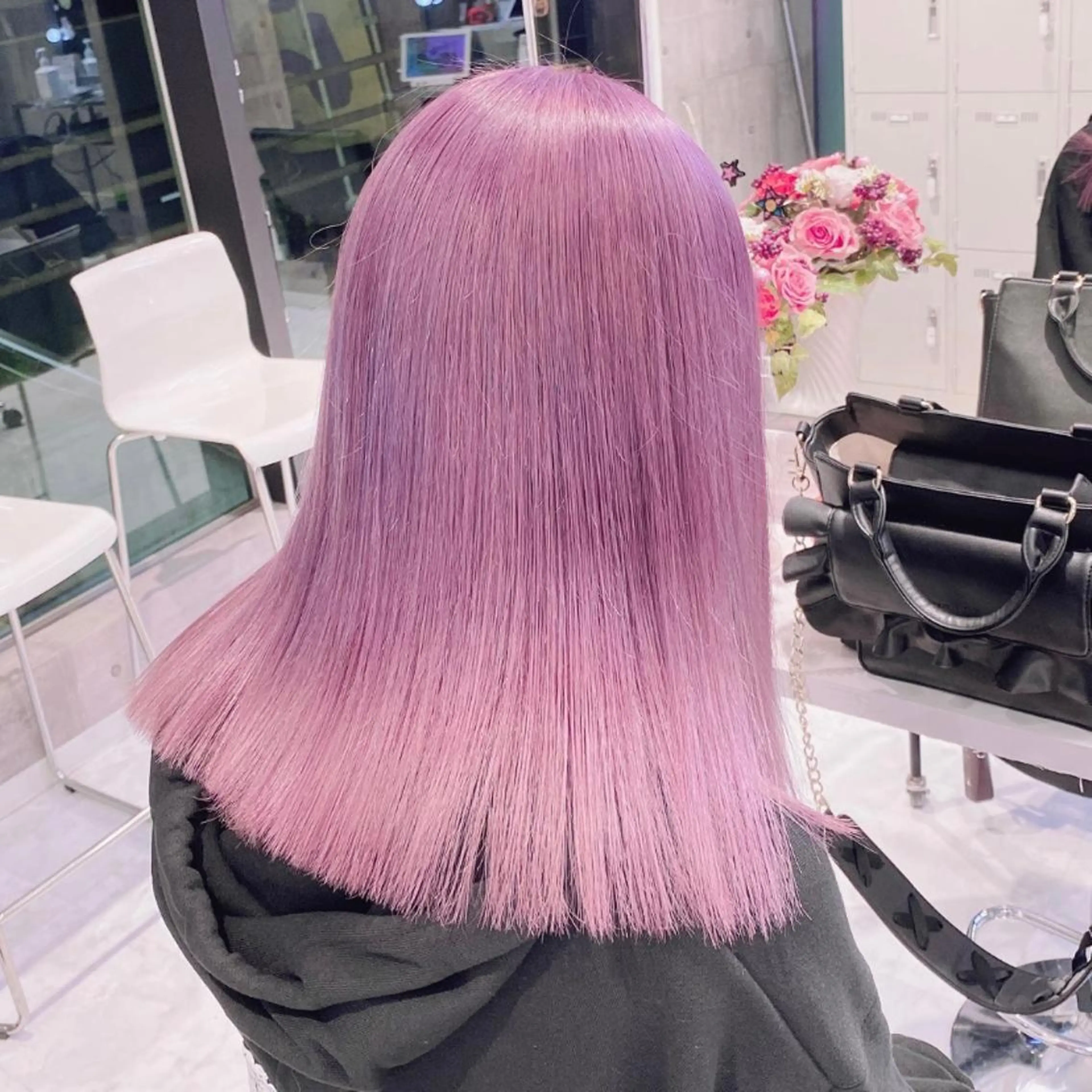 ミディアム アッシュ アッシュグレー アッシュグレージュ ミストバング ピンクブラウン ハイトーン×エクステ 💞くるみのヘアスタイル