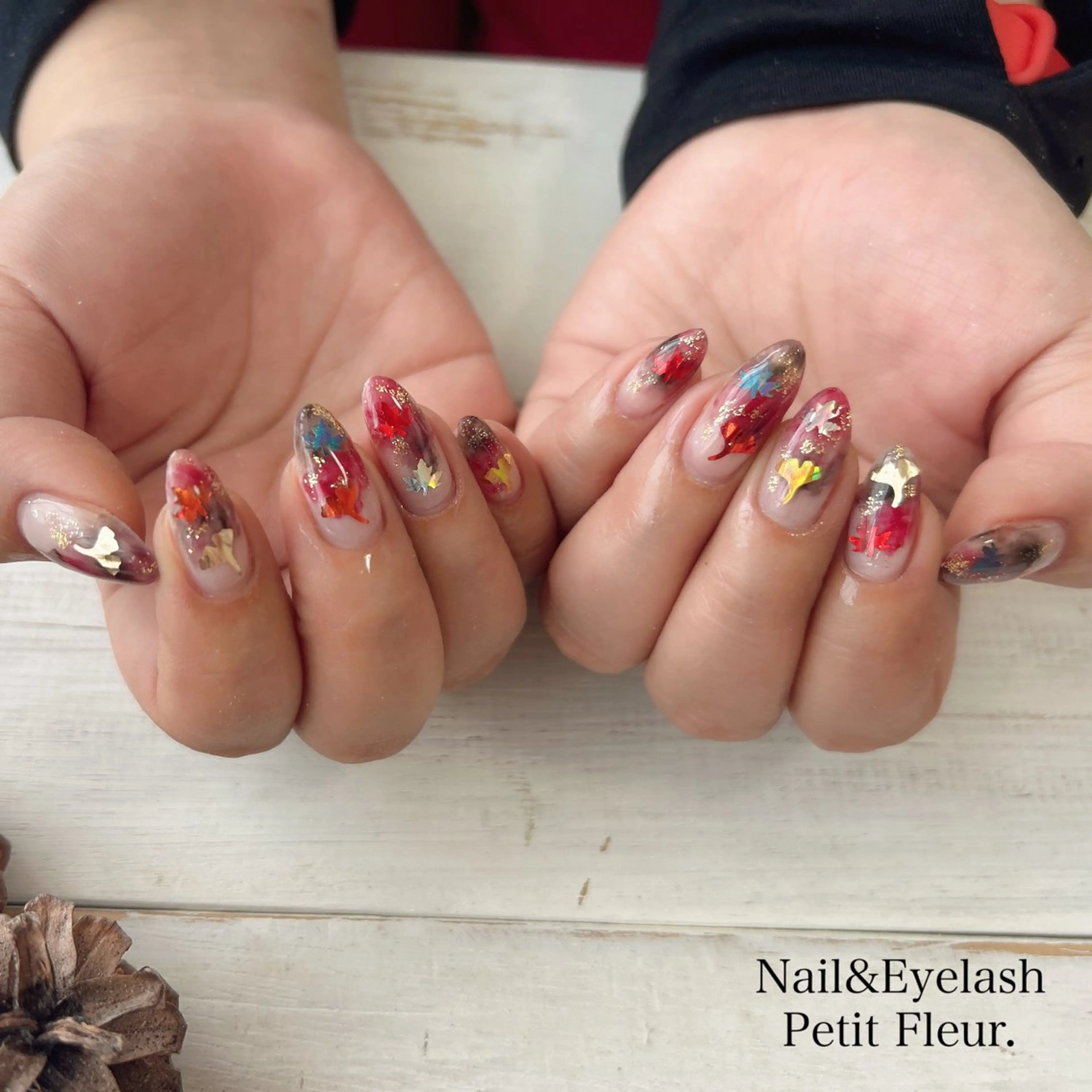 ネイル Petit Fleur所属・青柳 亜梨奈のマツエク・マツパデザイン