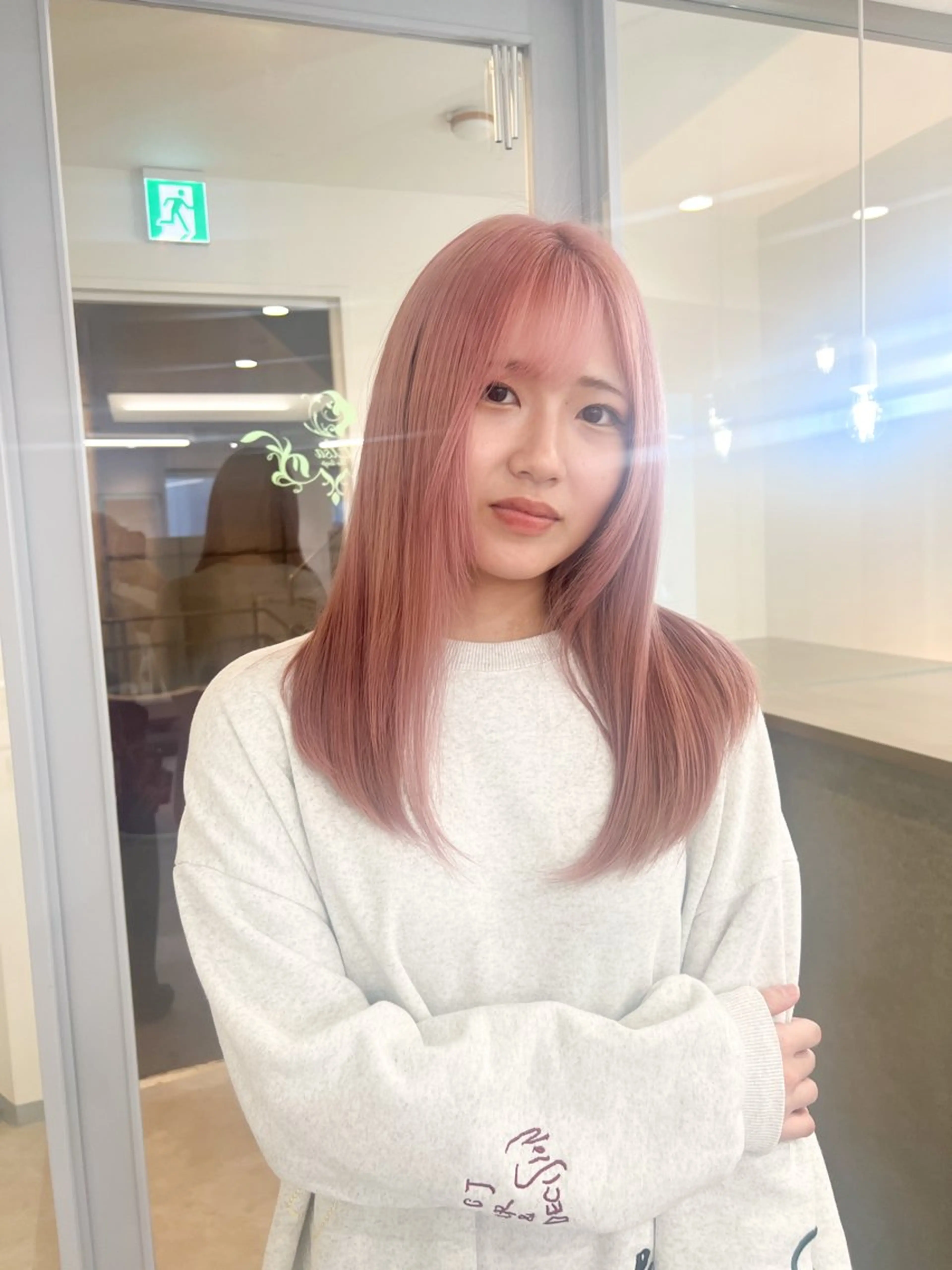 ロング ヘアカラー Elsa the leap元町店所属・Elsa アヤカのヘアスタイル