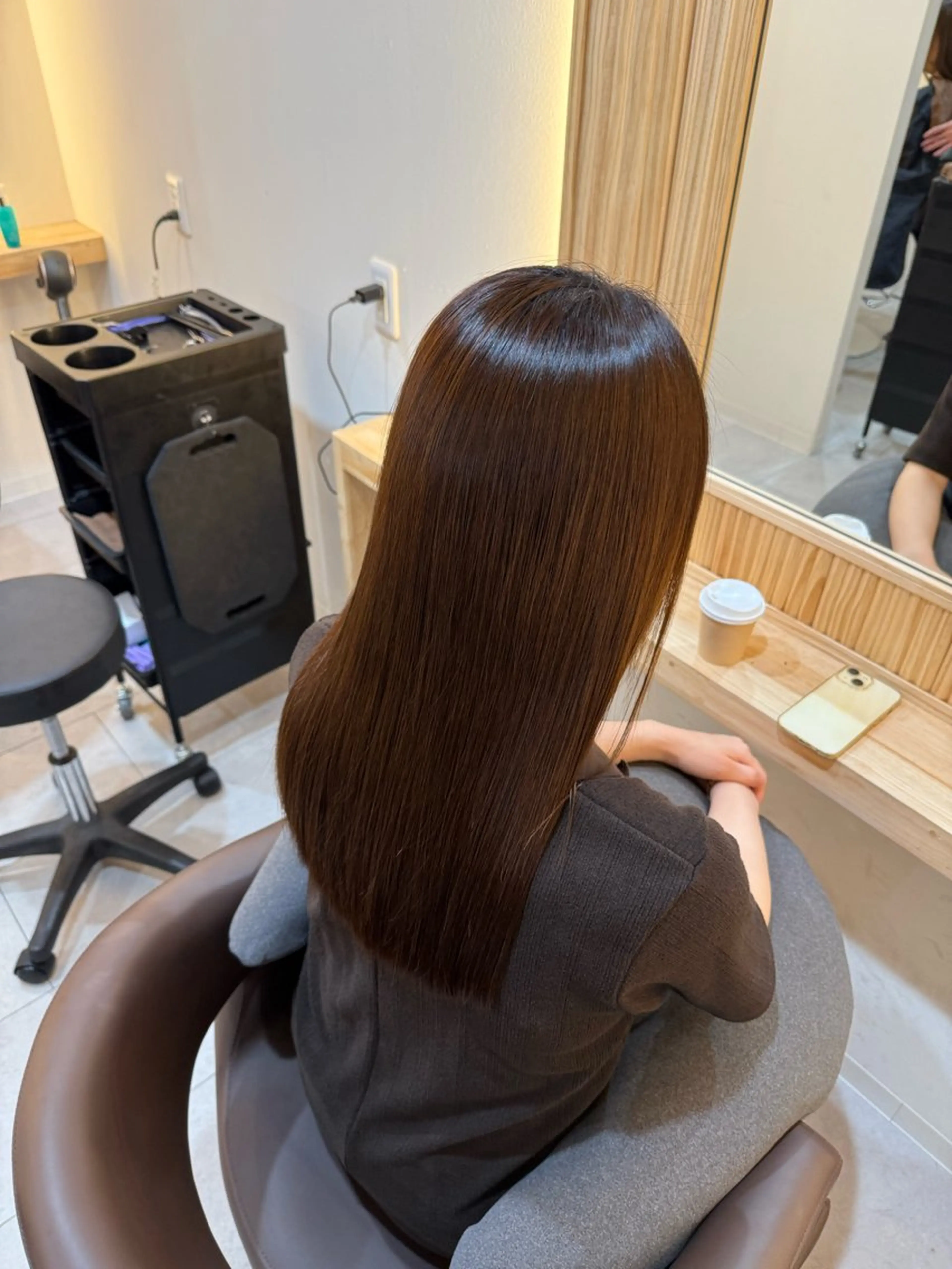 ロング 縮毛矯正 トリートメント attrait南堀江所属・絹髪矯正髪質改善 KAISEIのヘアスタイル