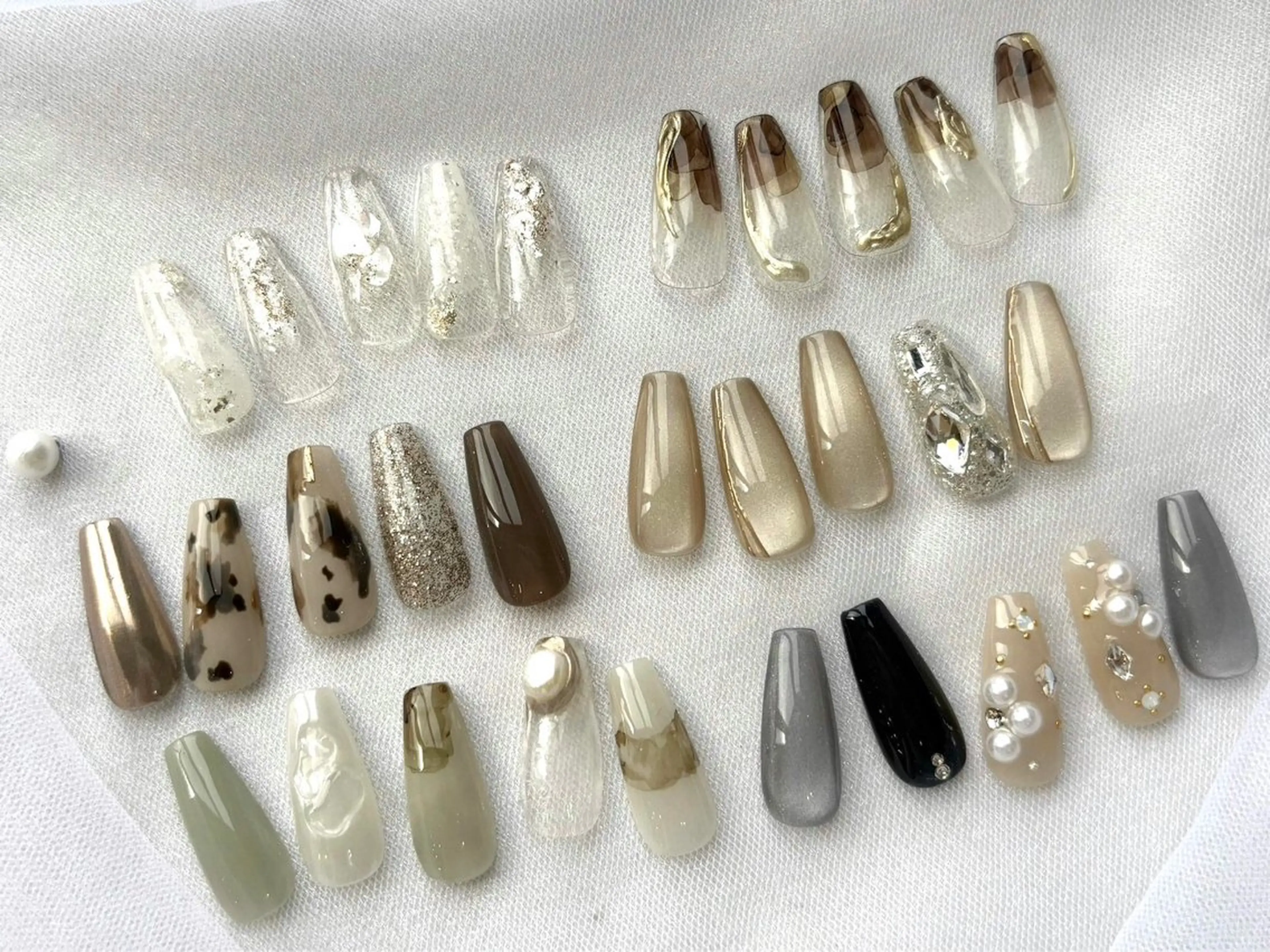 ネイル REN LANDHAKATAのネイルデザイン