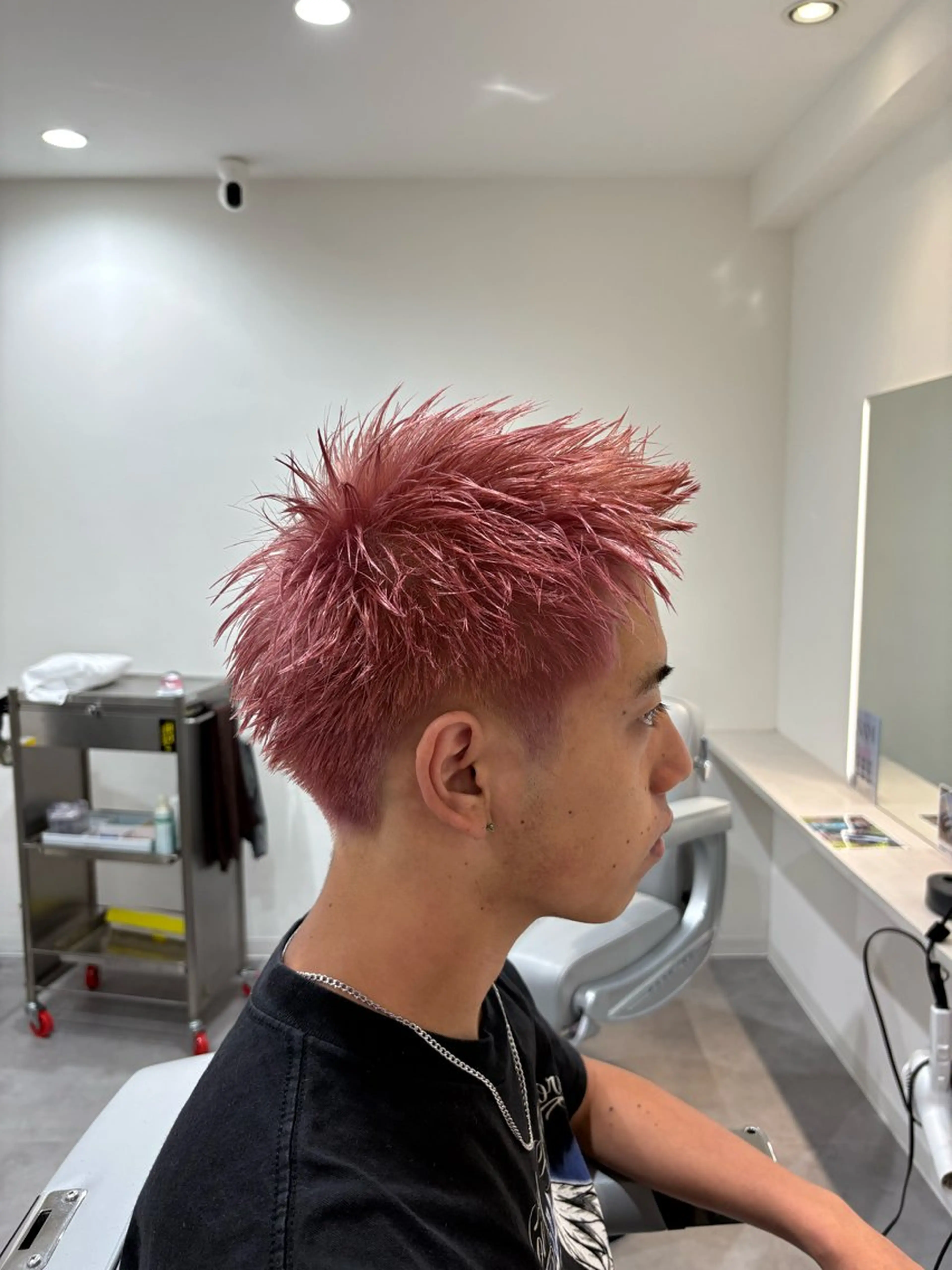 メンズ カット ヘアカラー 深澤 知樹のヘアスタイル