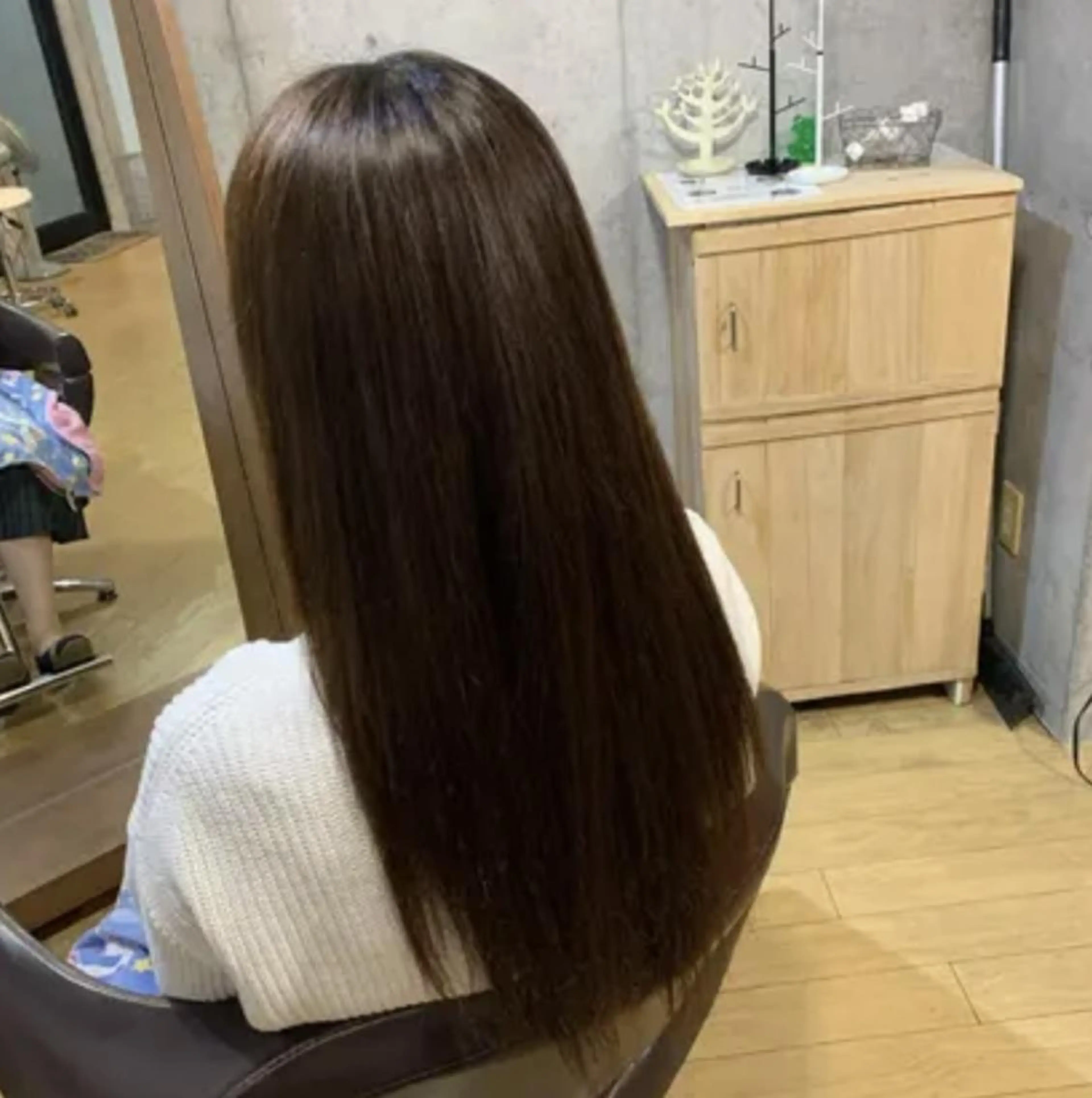 セミロング 縮毛矯正 ヘッドスパ 西内 亮太のヘアスタイル