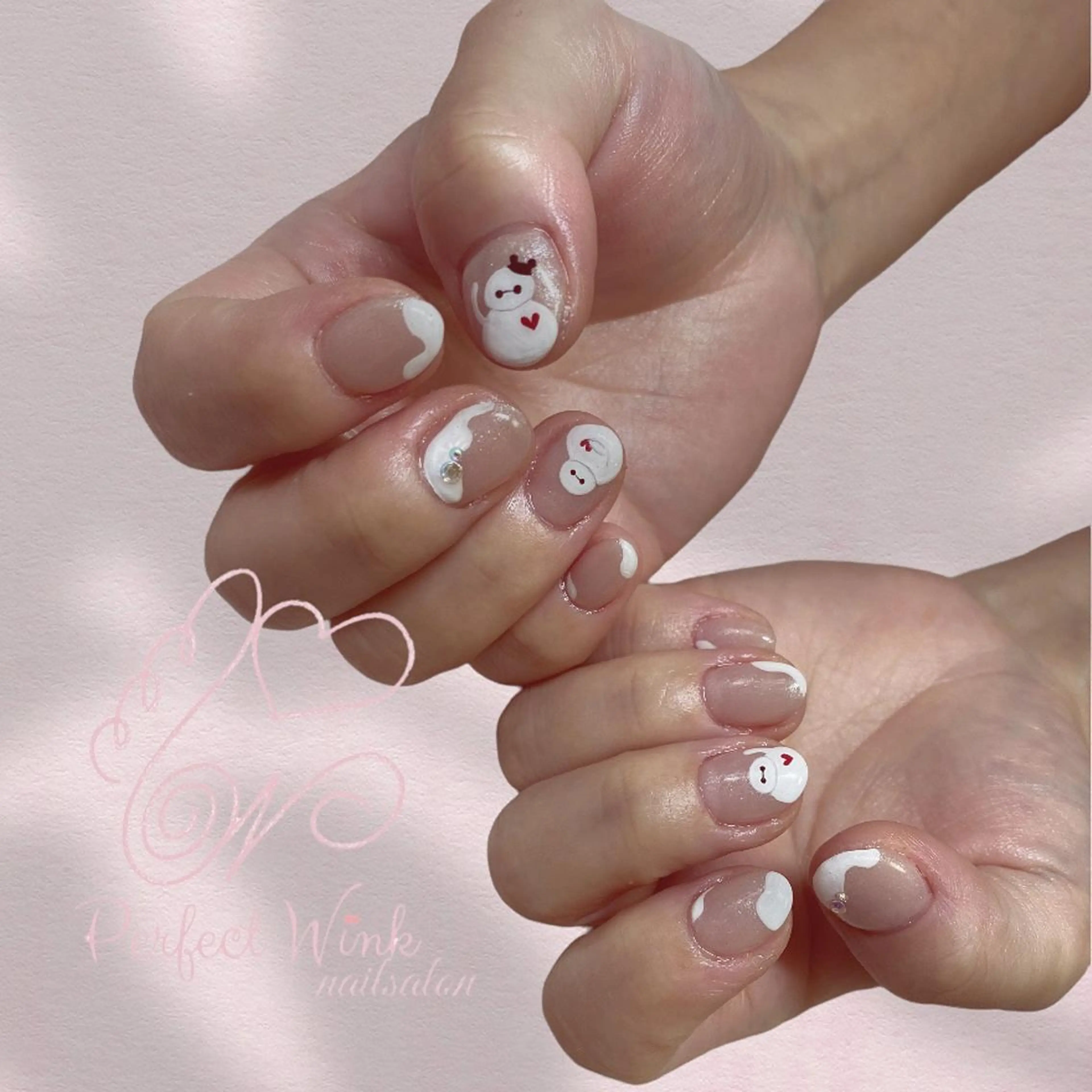 ネイル フットネイル フレンチネイル ジェルネイル グラデーション キラキラネイル ハンドネイル 💅Perfect Wink RUI🌈のネイルデザイン