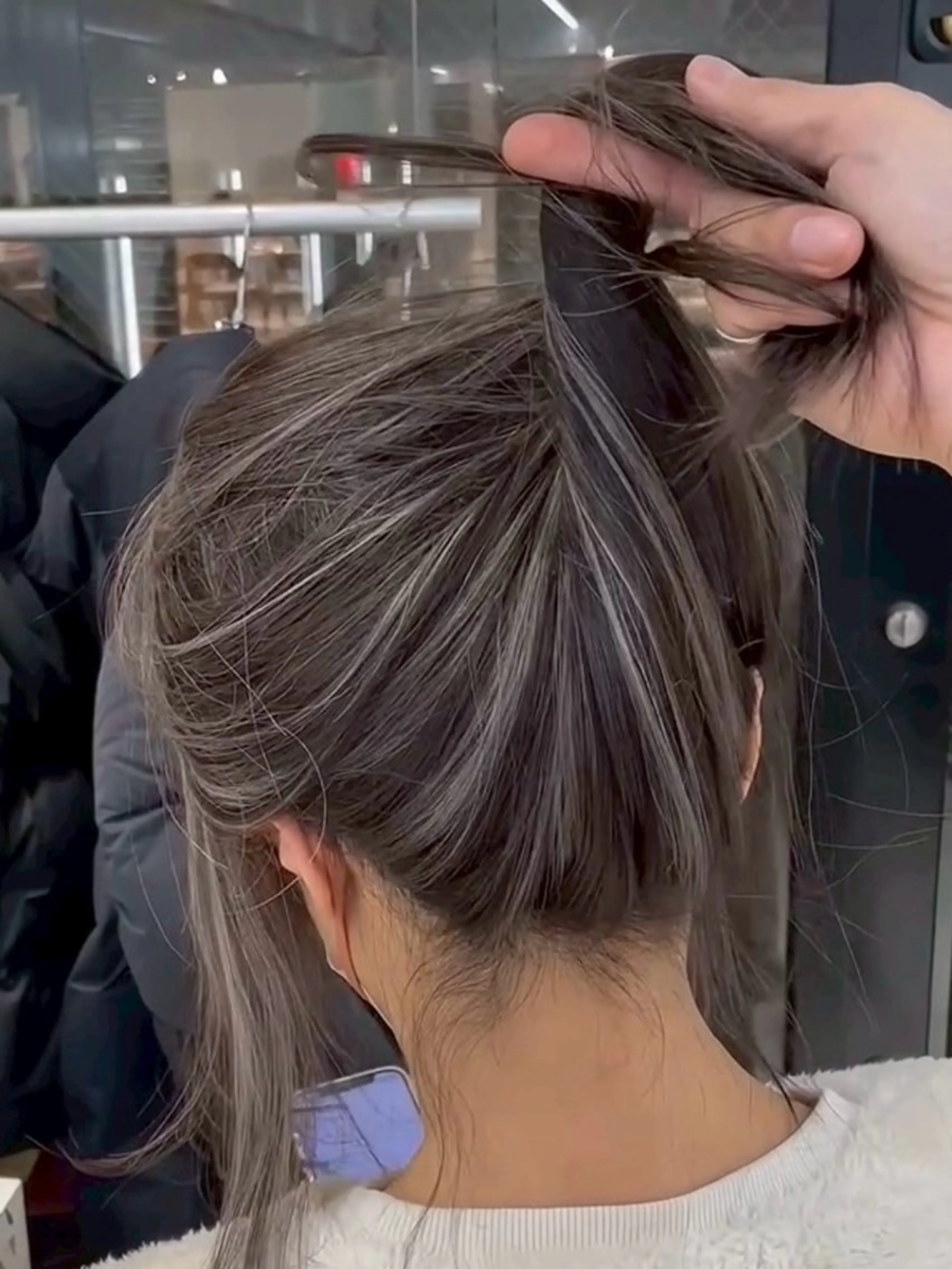 ロング カラー グレージュ ハイライトカラー ハイライト ヘアカラー 表参道/ハイライト リタッチ/縮毛矯正のヘアスタイル