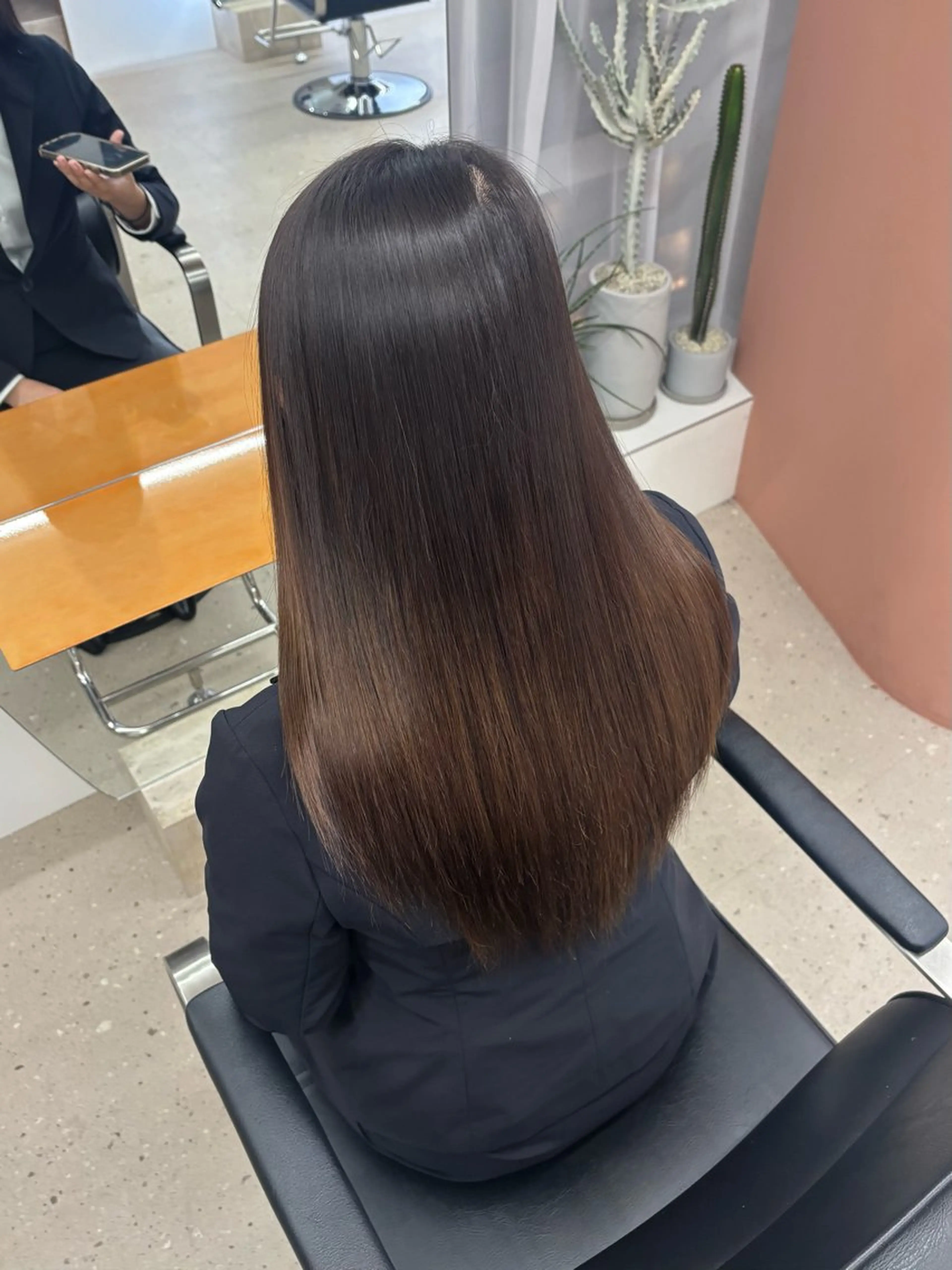 パーマ ストレートパーマ 縮毛矯正 西畑 凜香のヘアスタイル