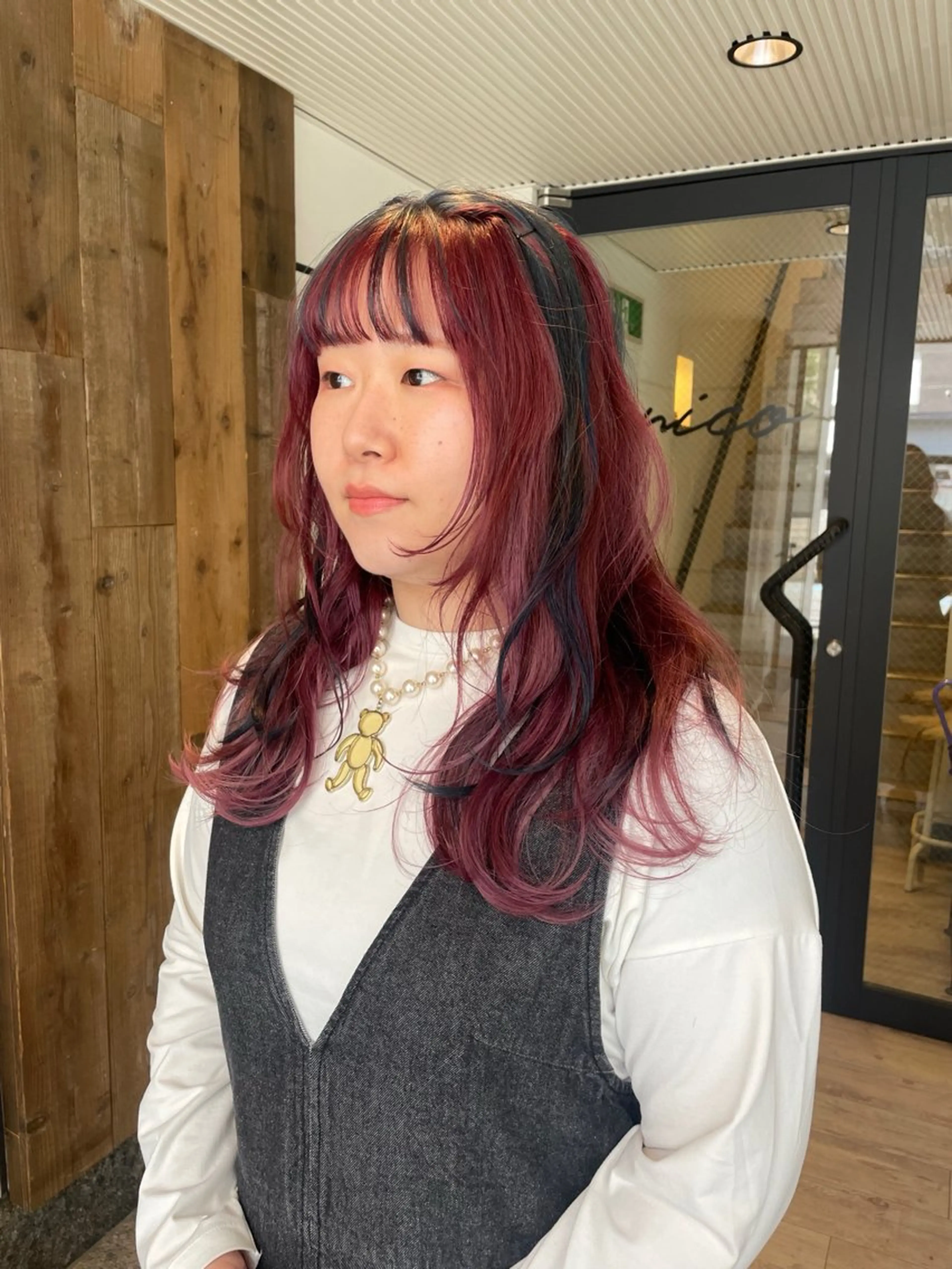 ロング カラー デザインカラー ヘアカラー 渋谷 留菜のヘアスタイル