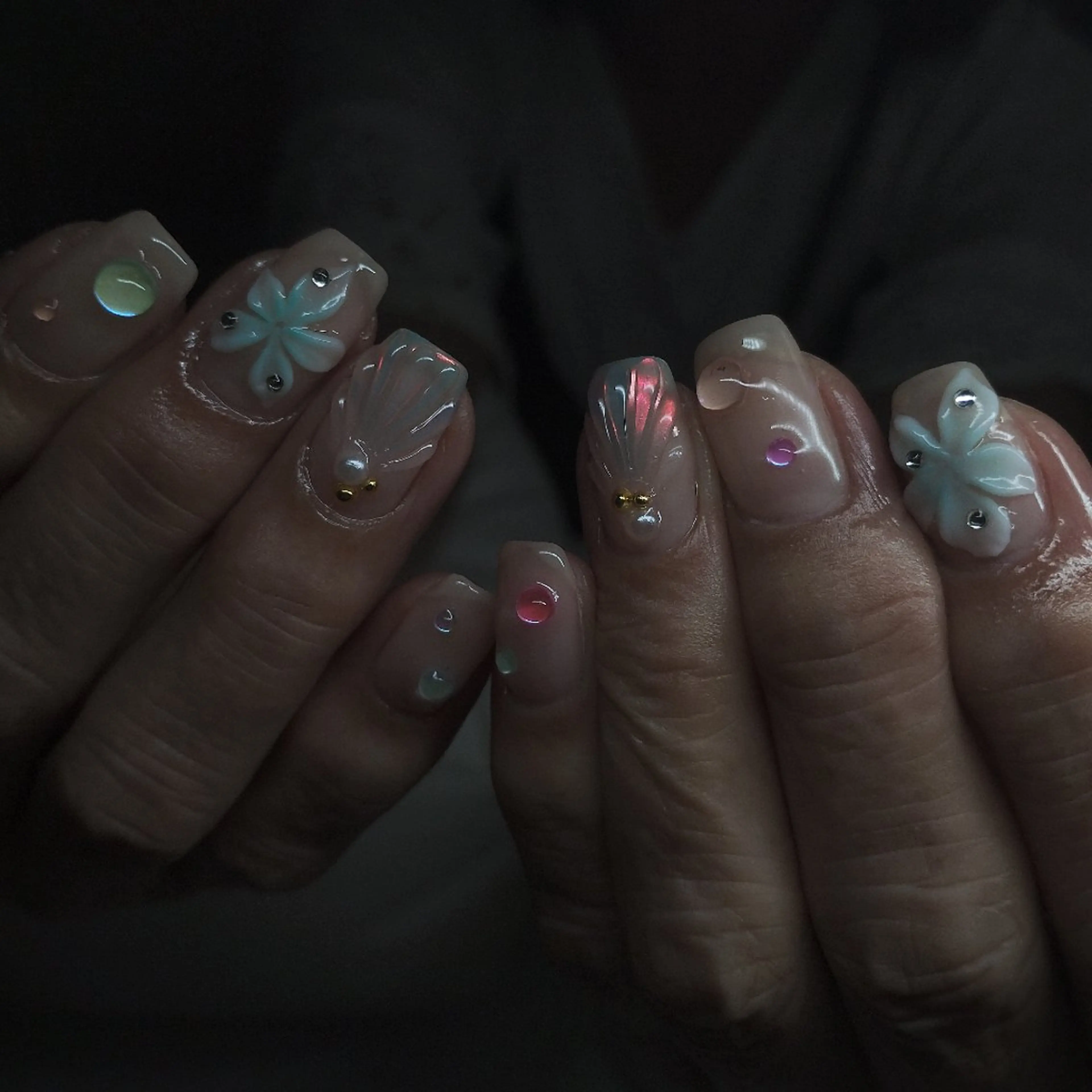 ネイル ハンドネイル 424 nailsのネイルデザイン