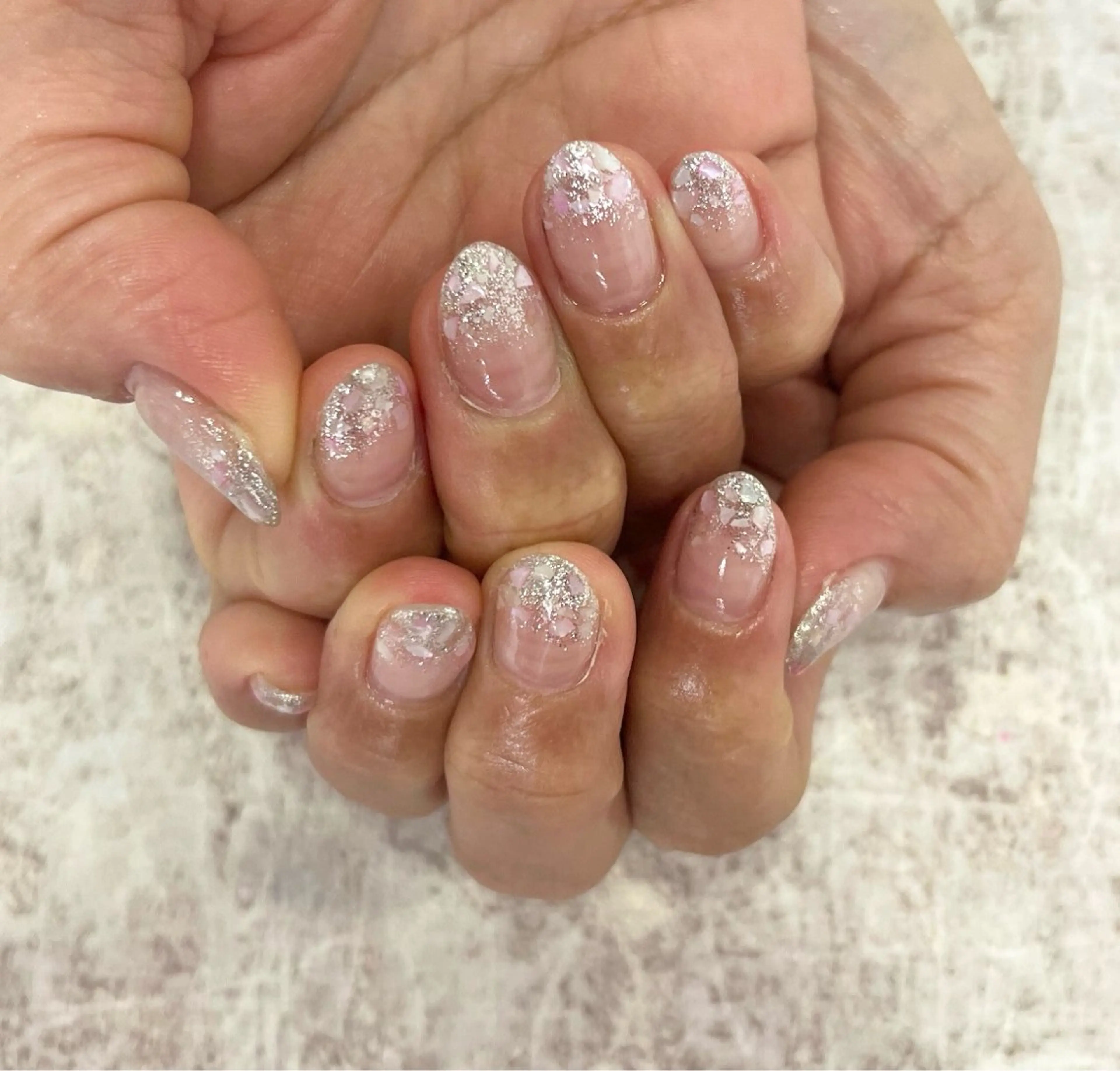 ネイル 桜ネイル グラデーション ラメ(グリッター) ラメグラデーション ピンク ︎Basic町田イン スタ予約 AIRIのネイルデザイン