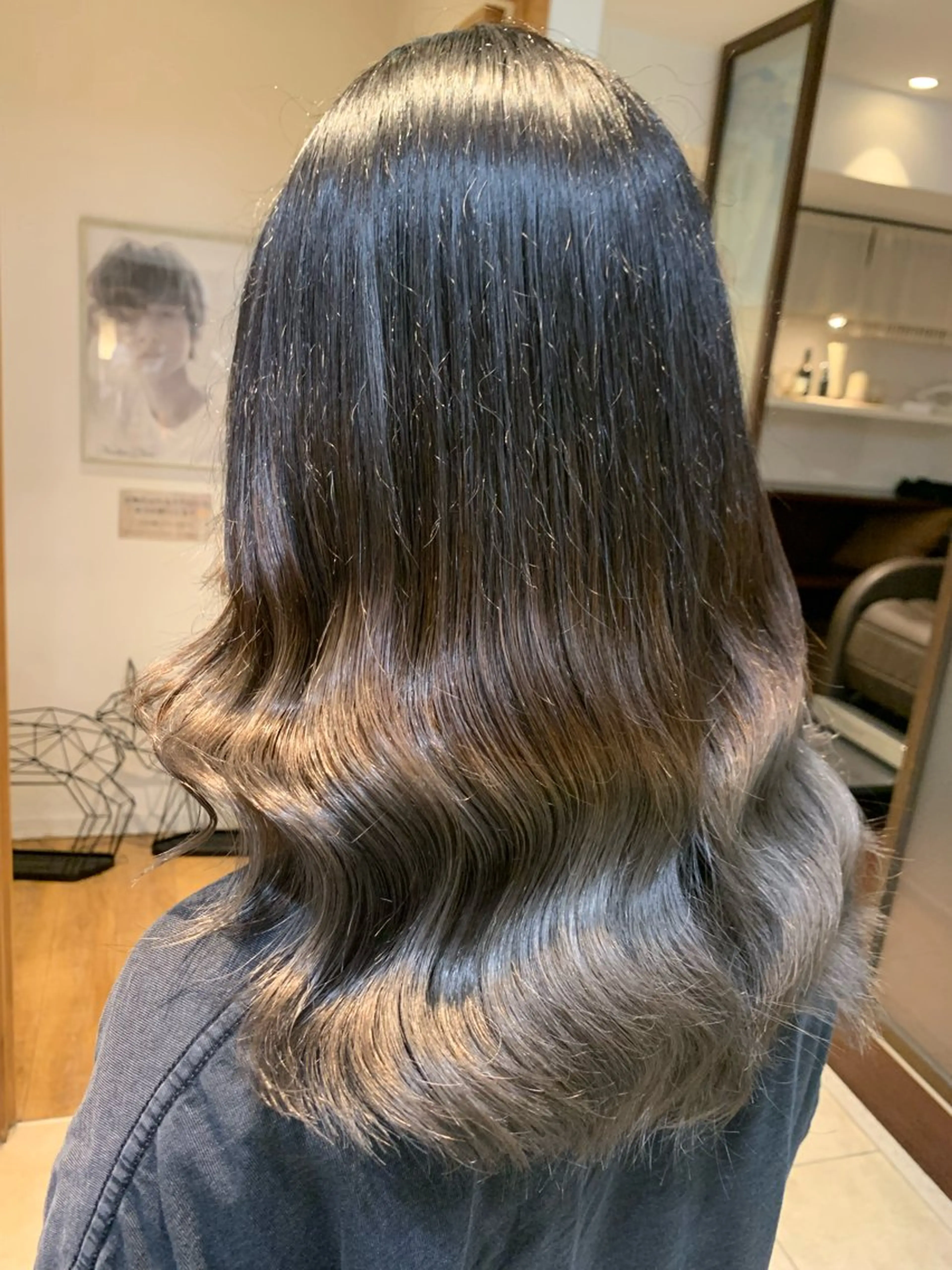 ミディアム ヘアカラー 庄司 沙羅のヘアスタイル