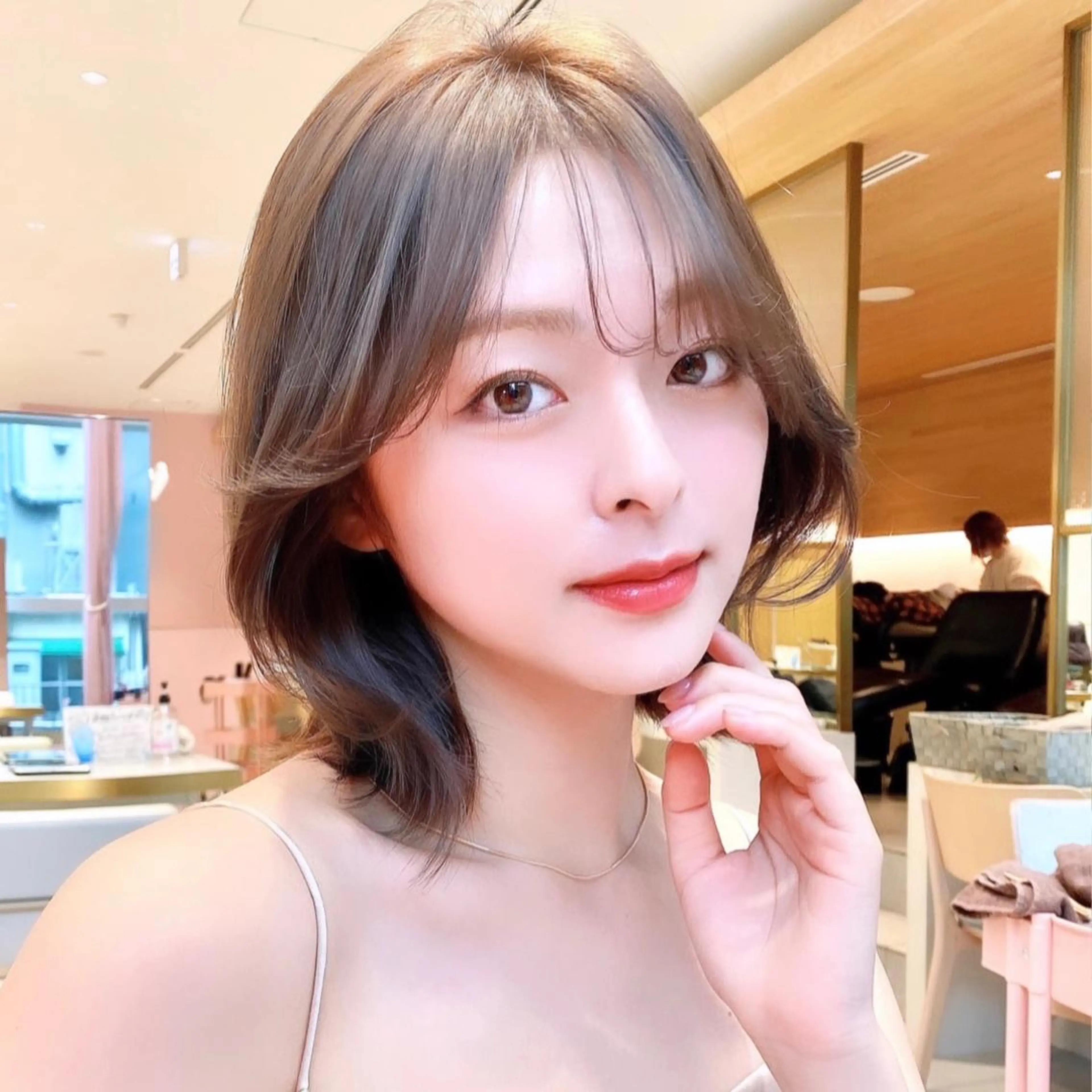 ミディアム カット ヘアカラー トリートメント 韓国くびれレイヤー 🇰🇷はづきのヘアスタイル