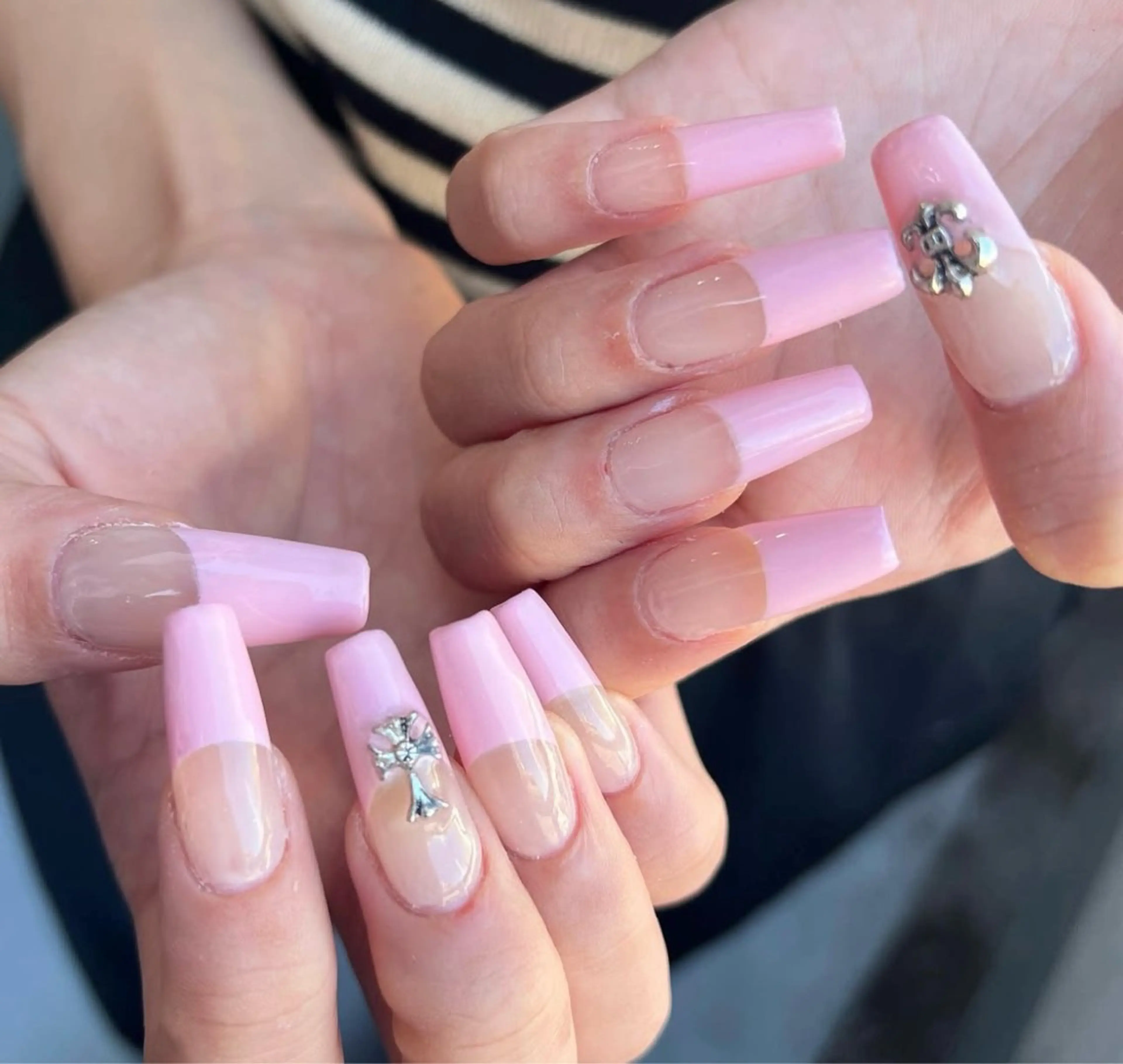 ネイル ハンドネイル BERA NAILSのネイルデザイン
