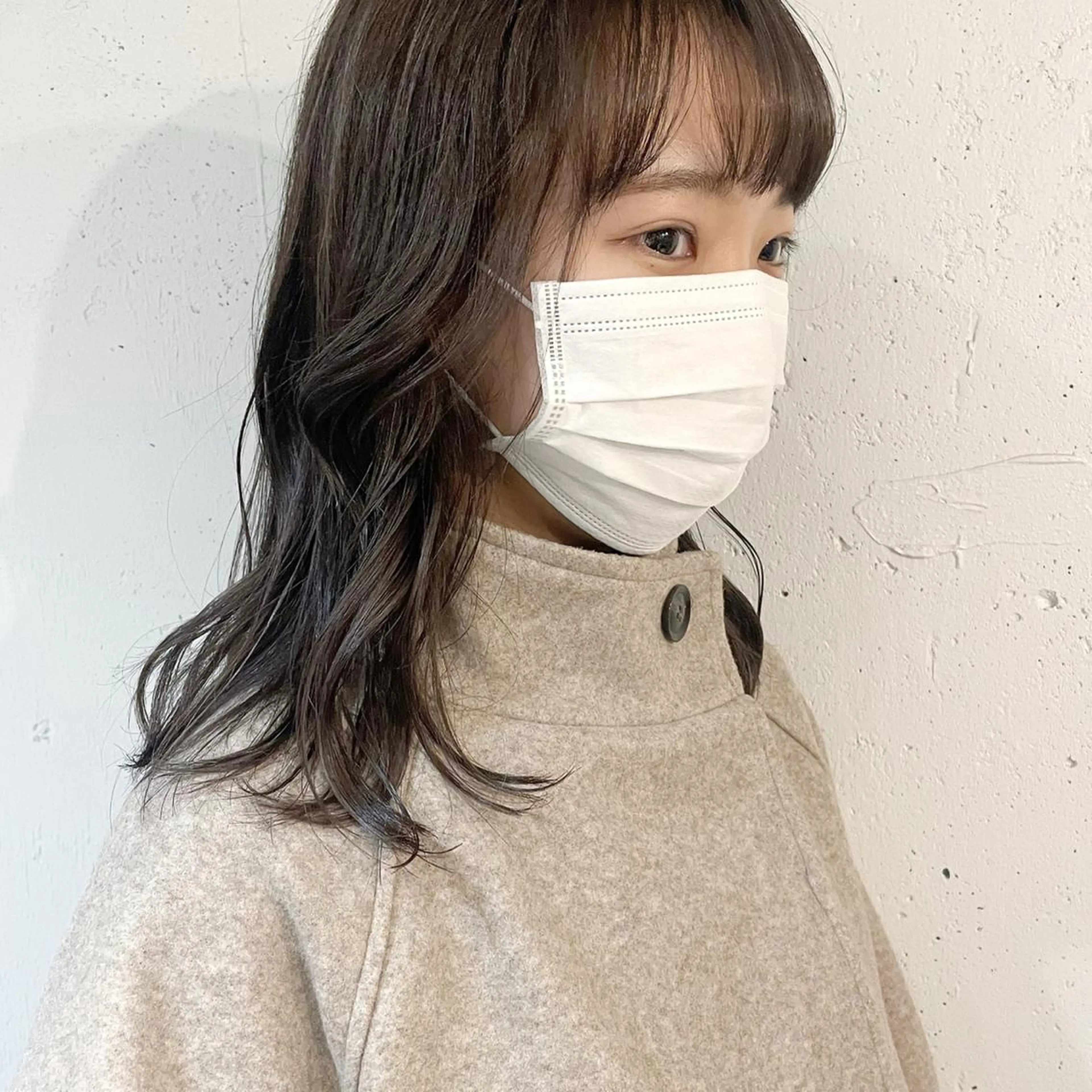 ミディアム 伊藤 愛里のヘアスタイル