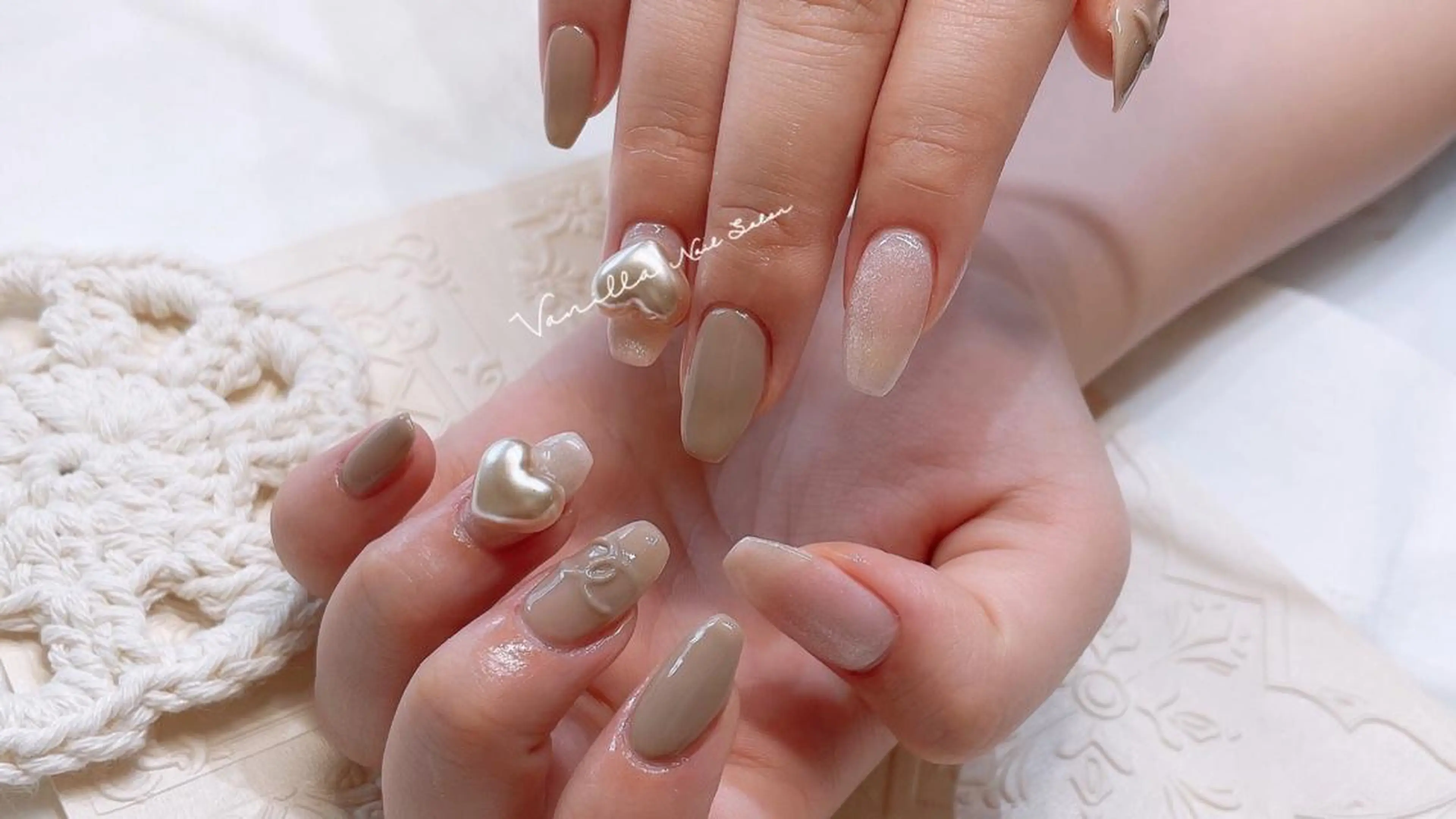 ネイル ストーンネイル ハンドネイル Vanilla ネイルサロン 西川口のネイルデザイン