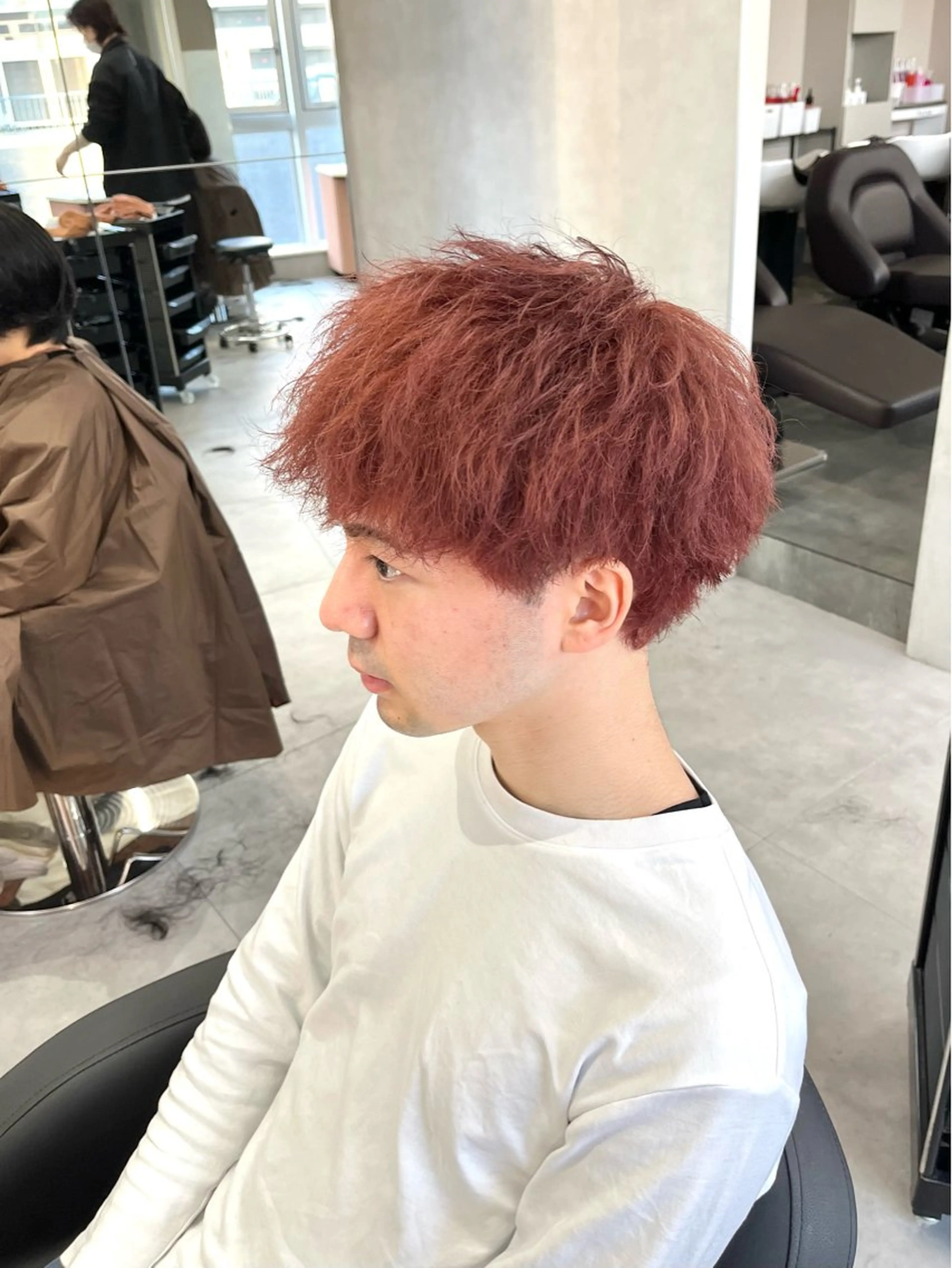 ミディアム 岸田 悠佑のヘアスタイル