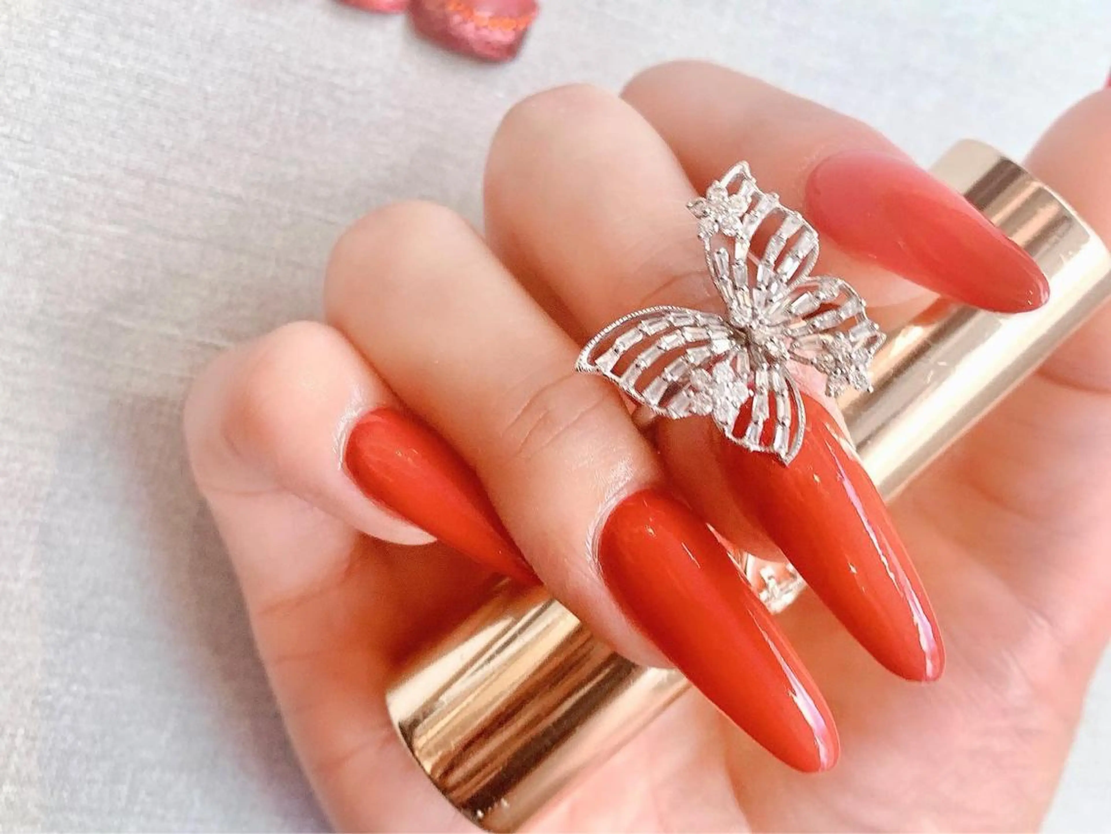 ネイル ハンドネイル ハンドケア ONIKA Nail 青山通り店所属・ONIKA Nail 表参道A4🦋2分のネイルデザイン