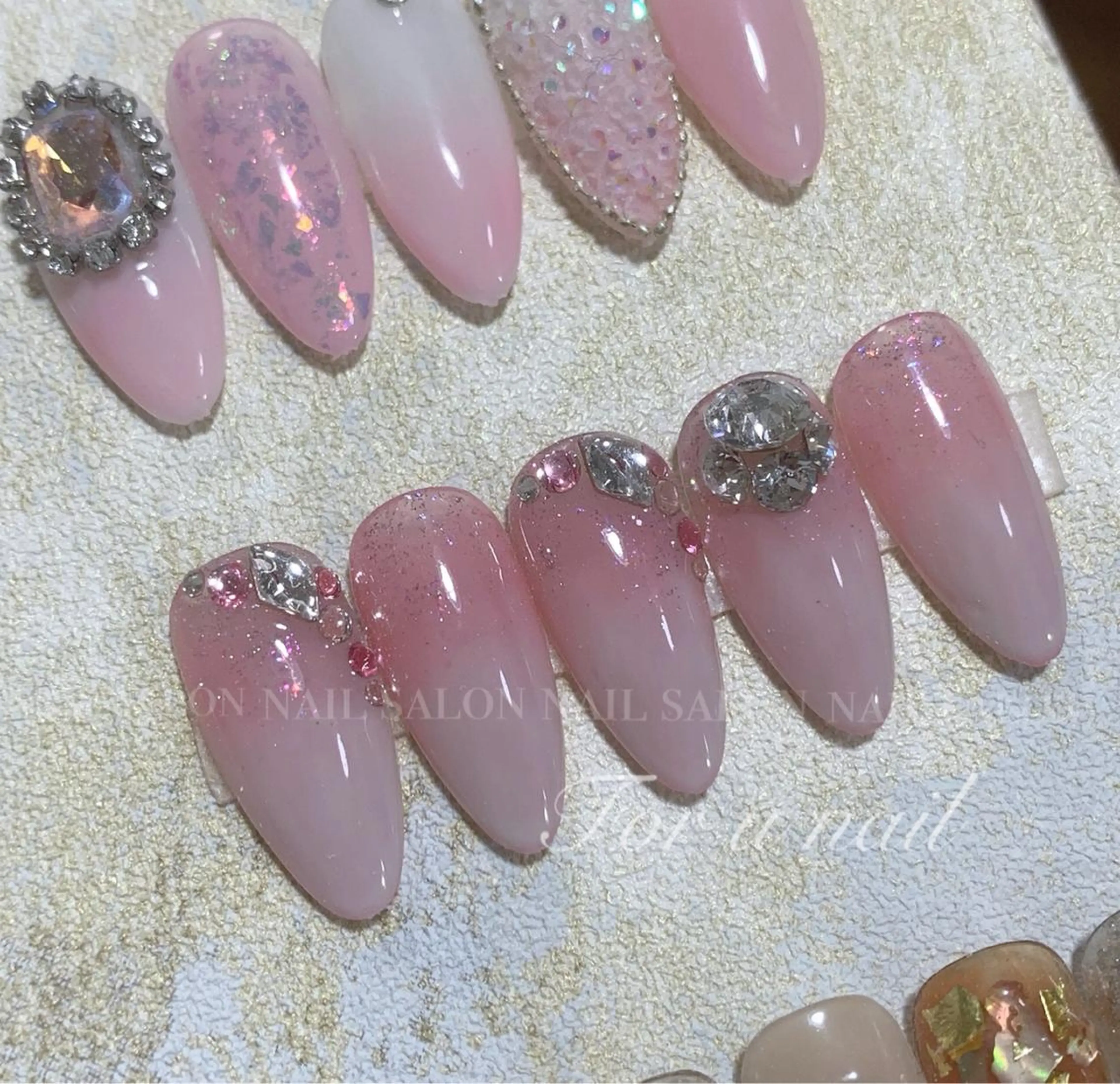 ネイル For  u  nail所属・For u nailのネイルデザイン