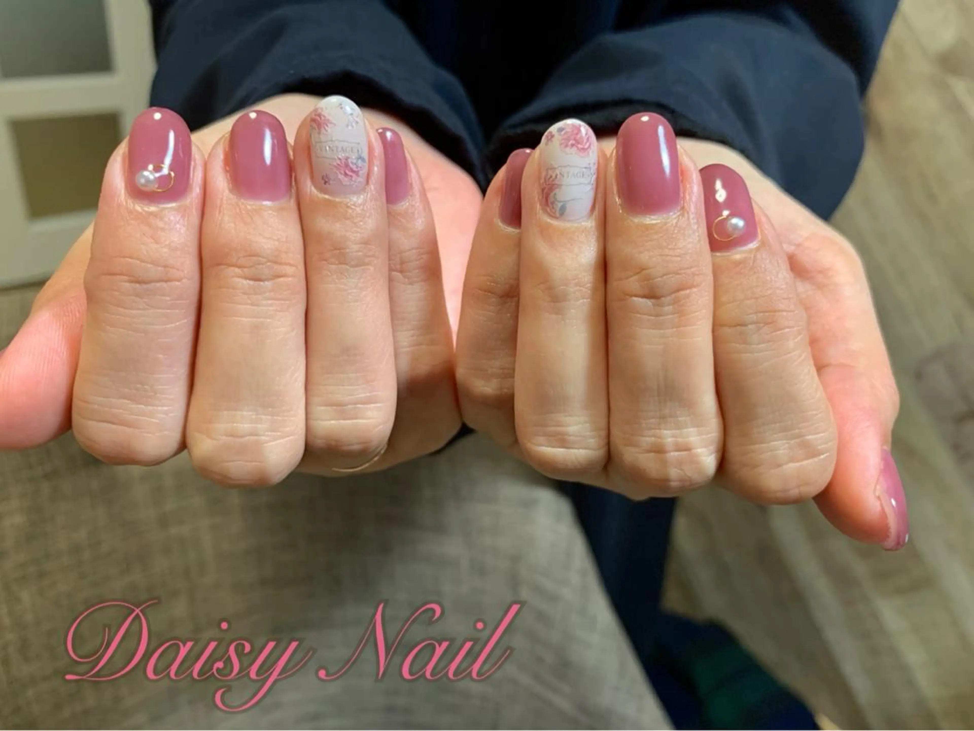 ネイル うる艶♡透明感ネイル Rirashiaのネイルデザイン