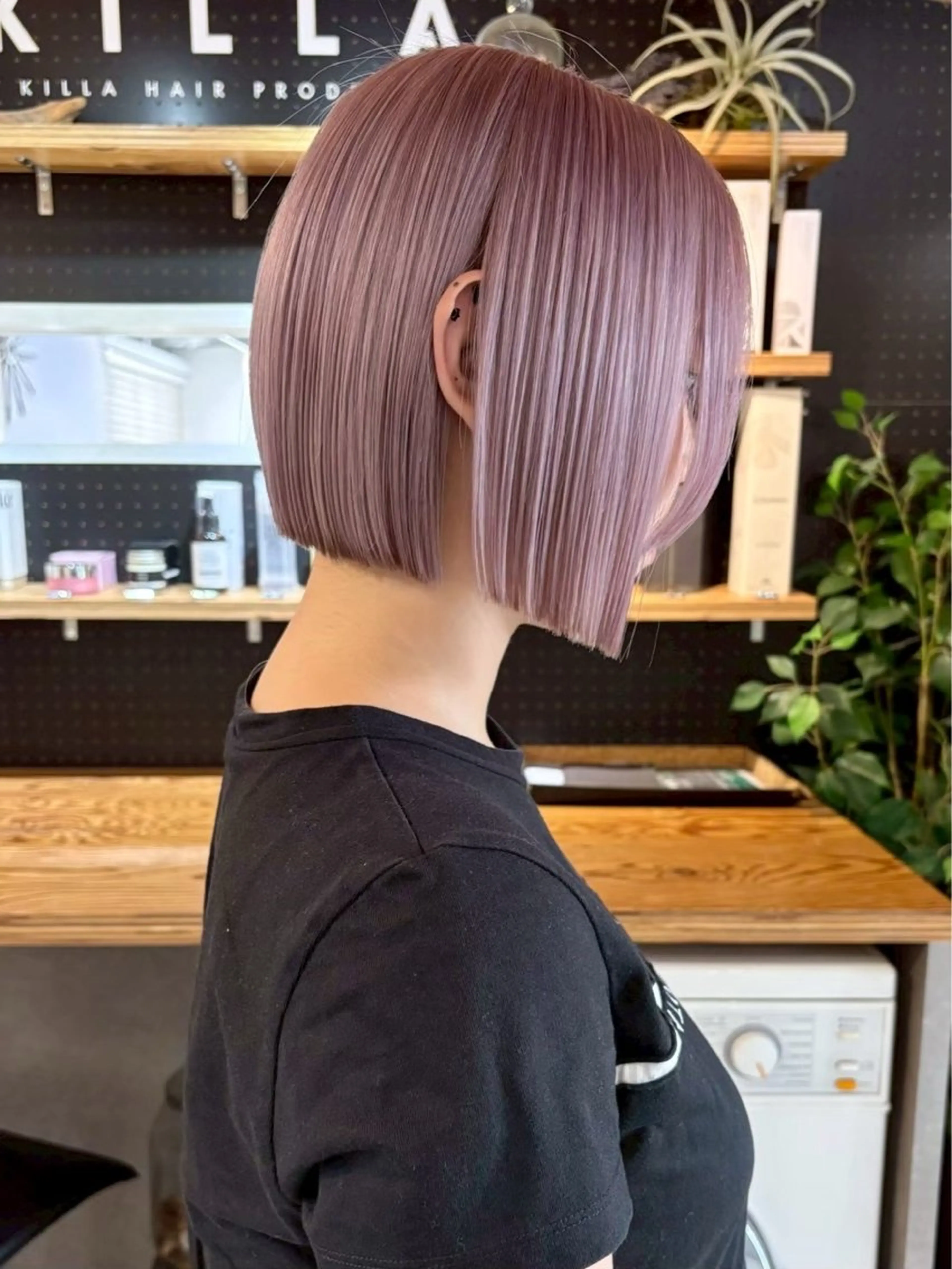 ショート カラー ブリーチ ケアブリーチ ハイトーンカラー ラベンダーカラー ラベンダーピンク カット ヘアカラー トリートメント ヘアセット RYOSUKE インナーカラーのヘアスタイル