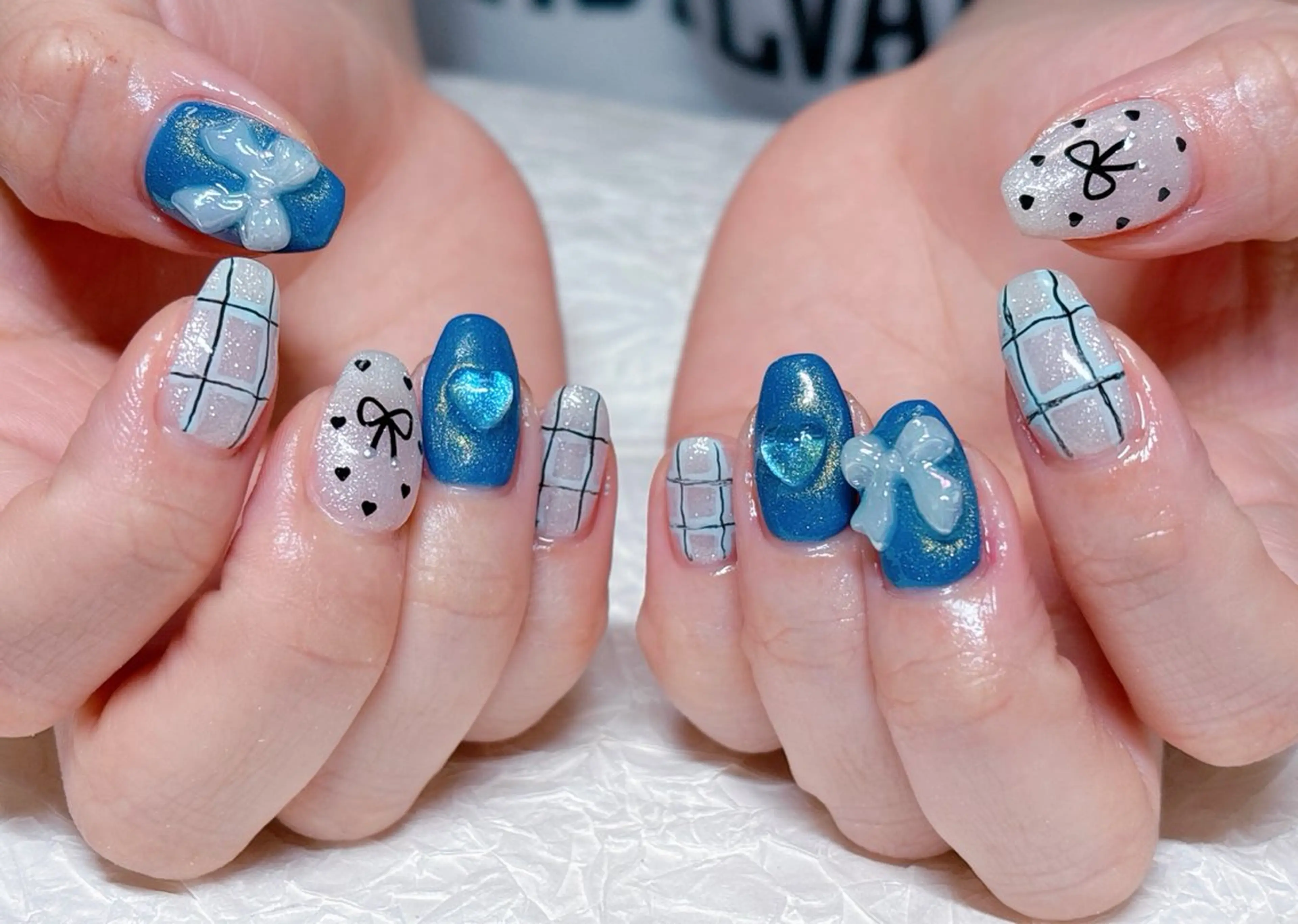 ネイル アートネイル オーロラネイル チークネイル フラッシュネイル フットネイル ハンドネイル ゆ か_Nails💫のネイルデザイン