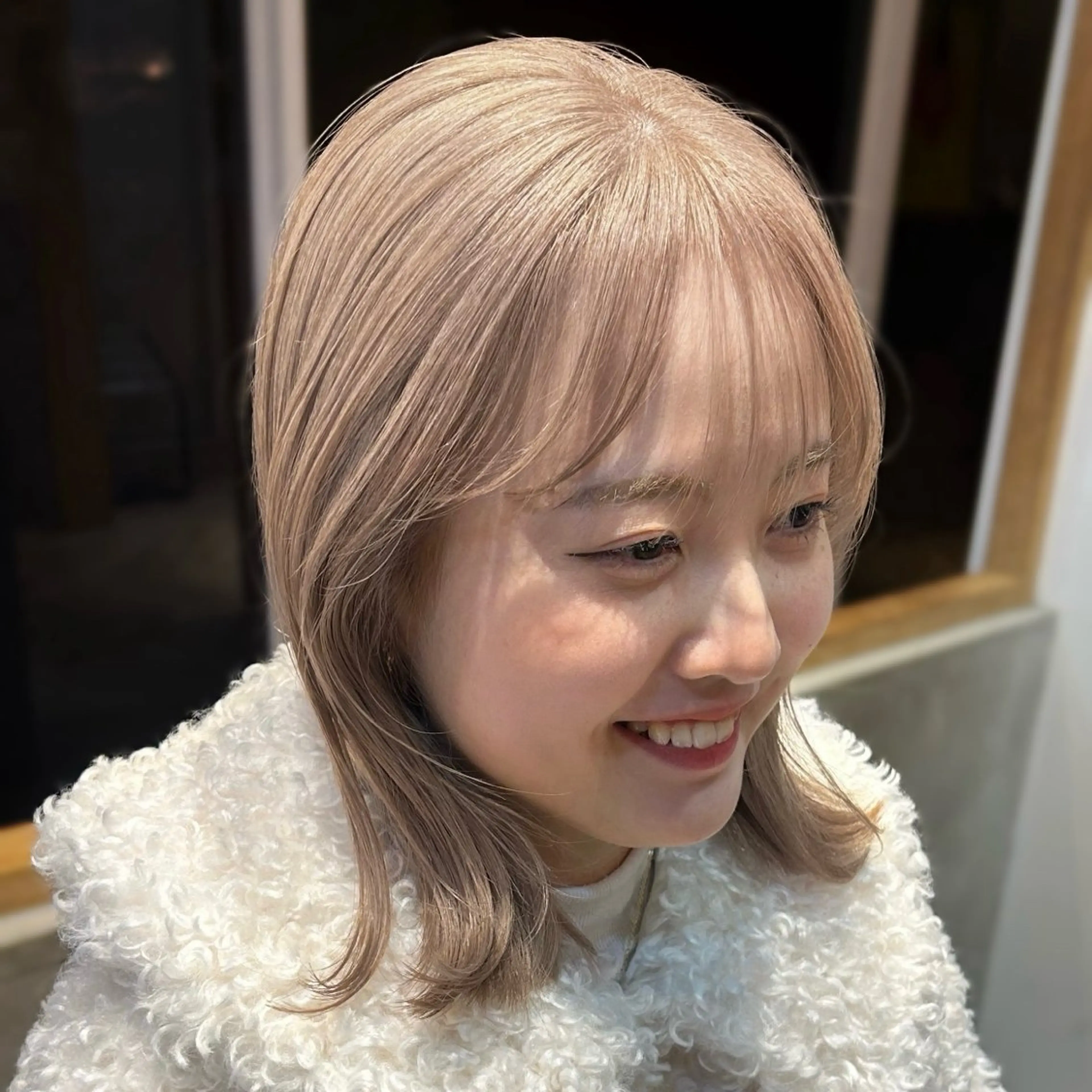 ミディアム カラー カット ヘアカラー トリートメント このか/似合わせ/ 透明感/ダブルカラーのヘアスタイル