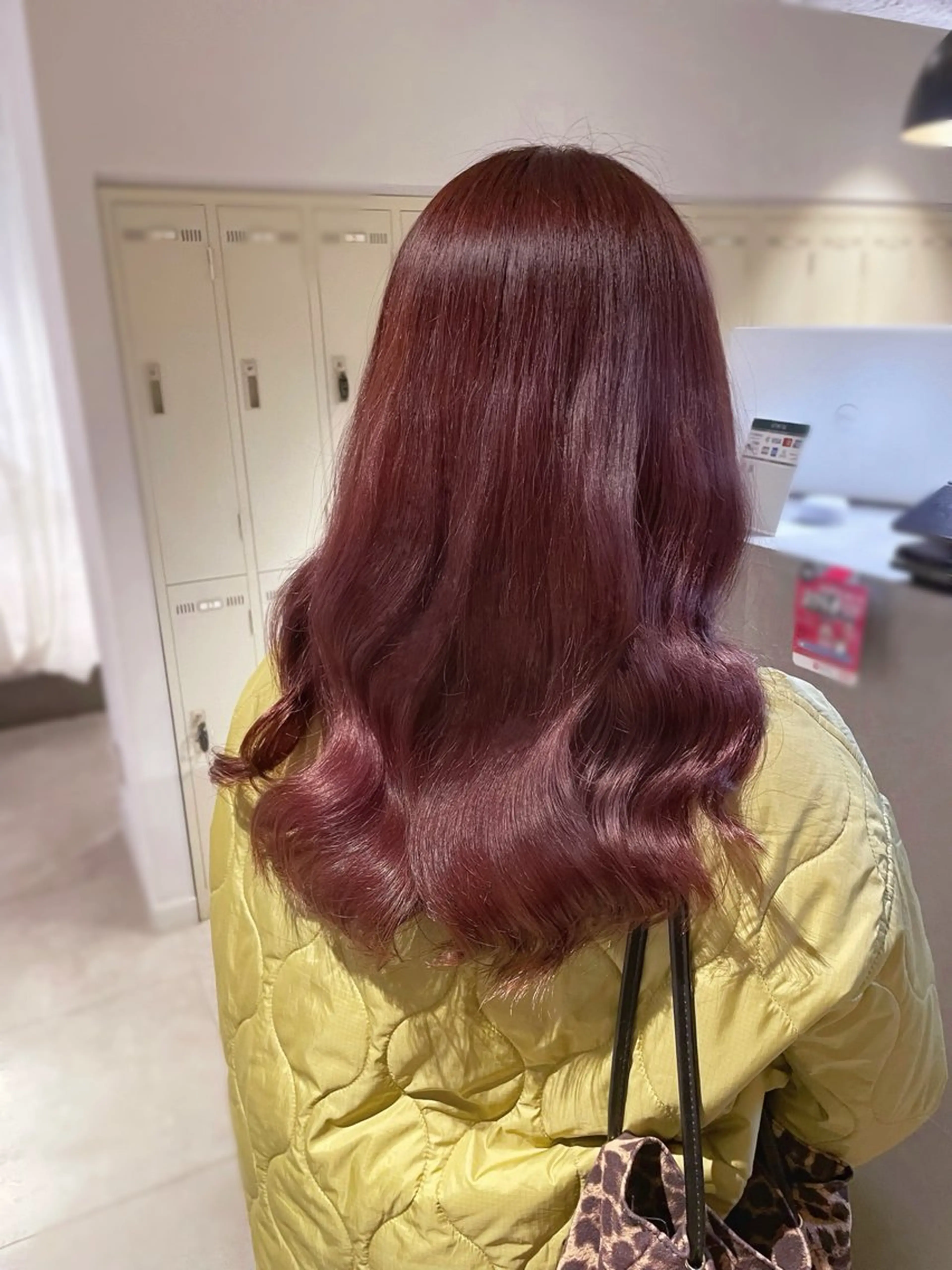 セミロング カラー ピンクカラー カット ヘアカラー トリートメント レイヤー/髪質改善カ ラ-🤍津田奈々美‎のヘアスタイル