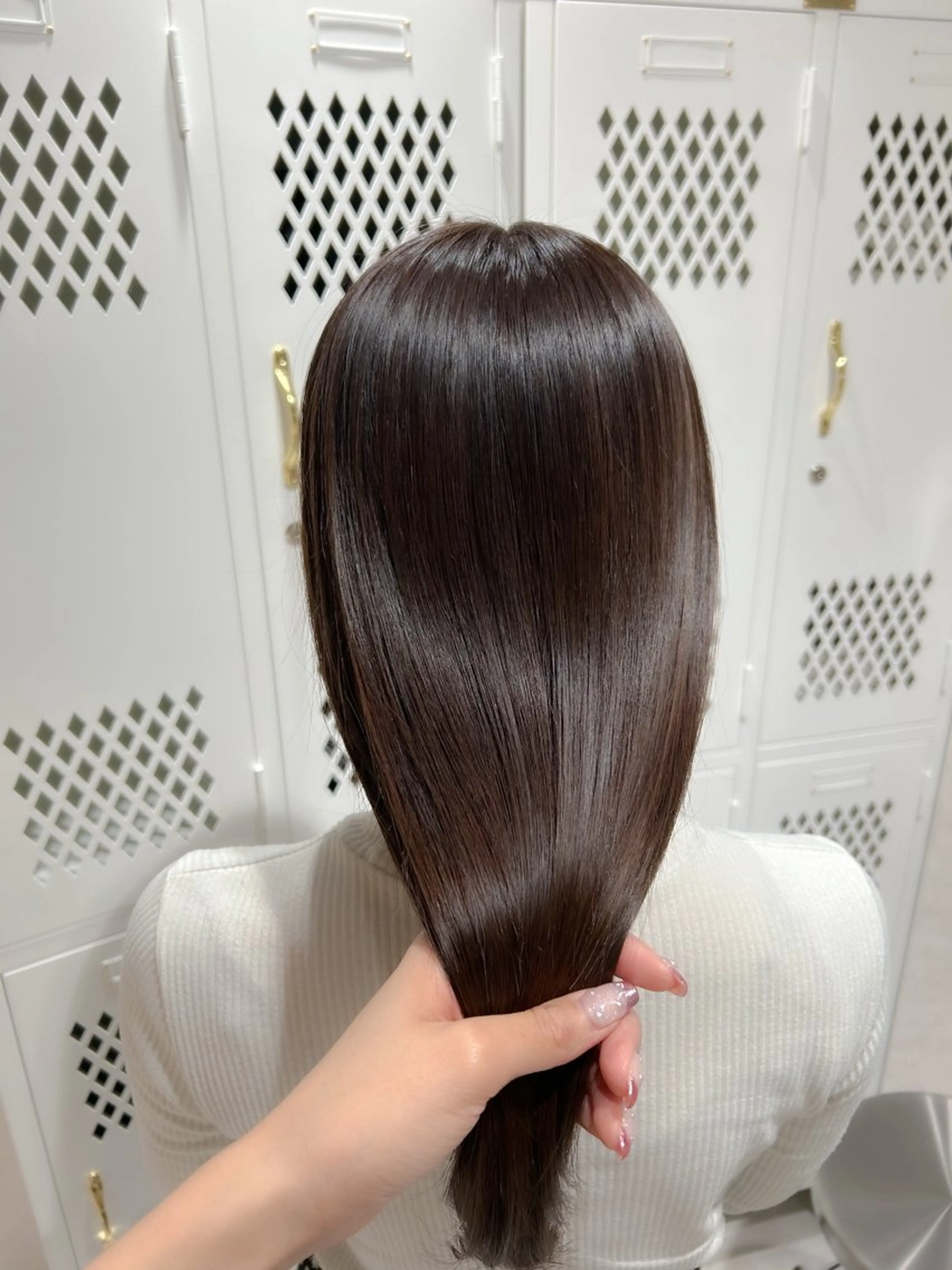 セミロング カラー グレージュ カット ヘアカラー トリートメント 🎀髪質改善・艶髪カ ラー🎀YUMEKAのヘアスタイル