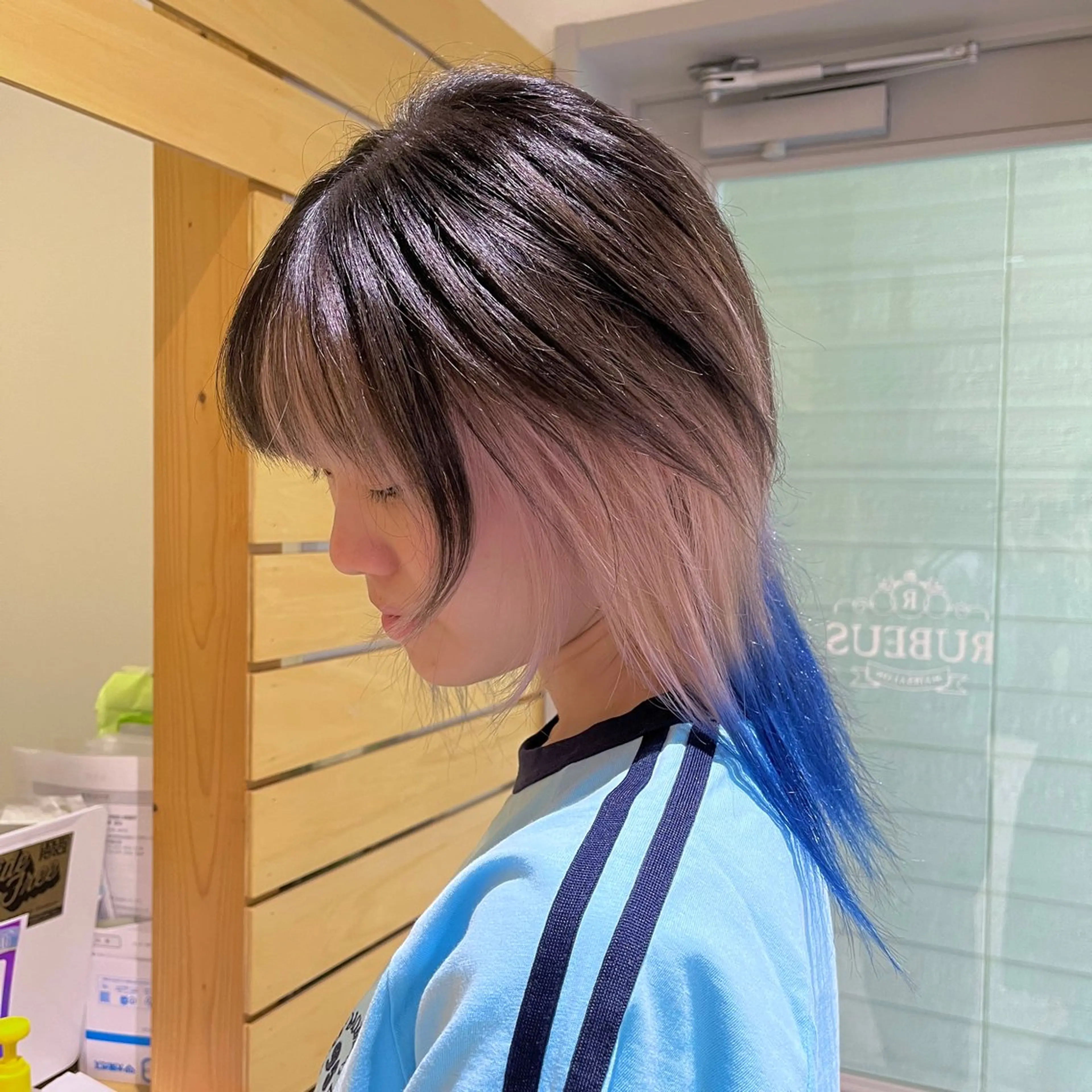 ミディアム カラー ブリーチ ヘアカラー トリートメント RUBEUS【ルベウス】所属・✨艶々カラー🎨 杉本賢人のヘアスタイル