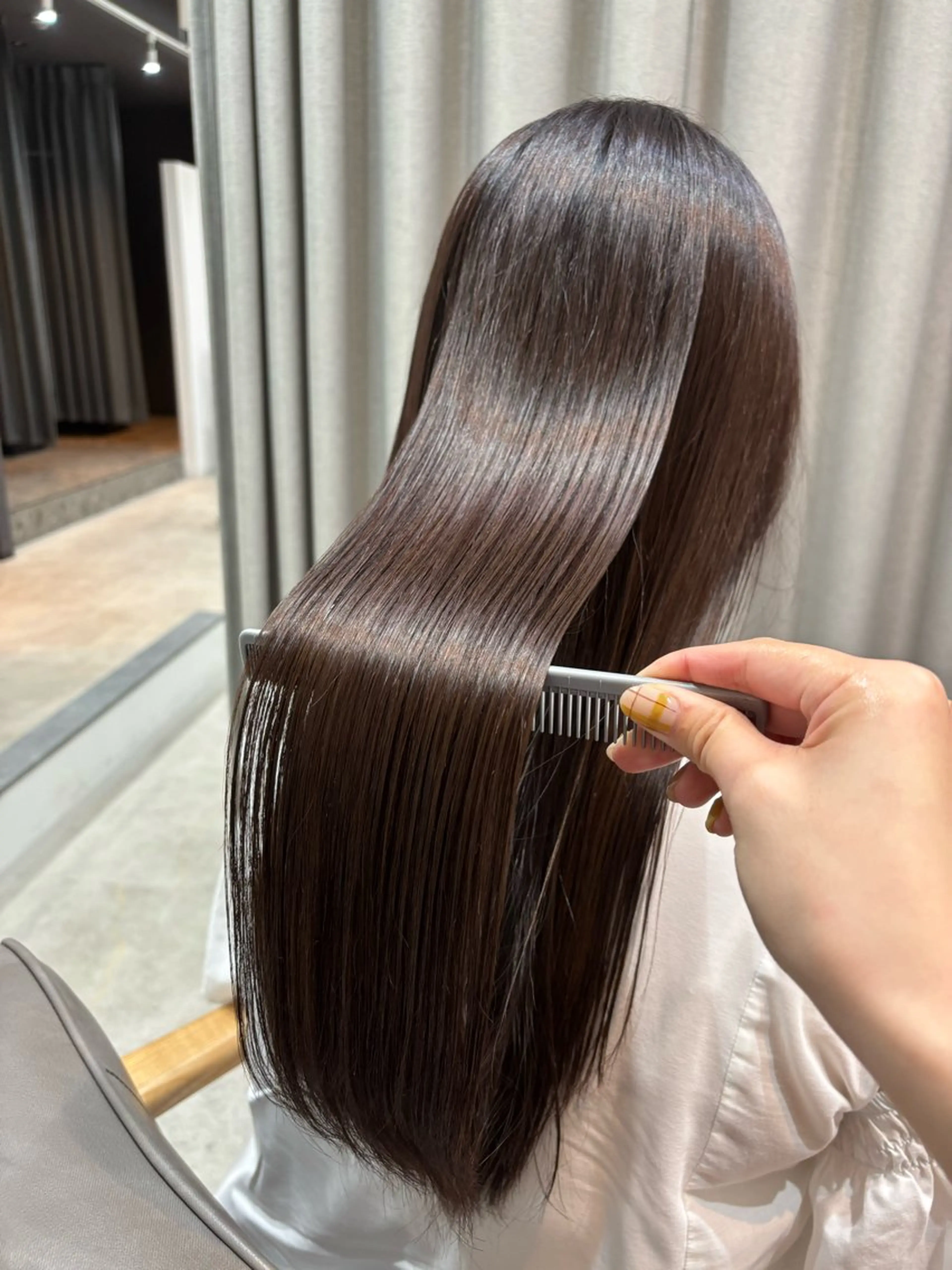 ロング カラー パーマ ヘアカラー トリートメント Atre.所属・🤍美髪縮毛/髪質 改善/池上夏凜🤍のヘアスタイル