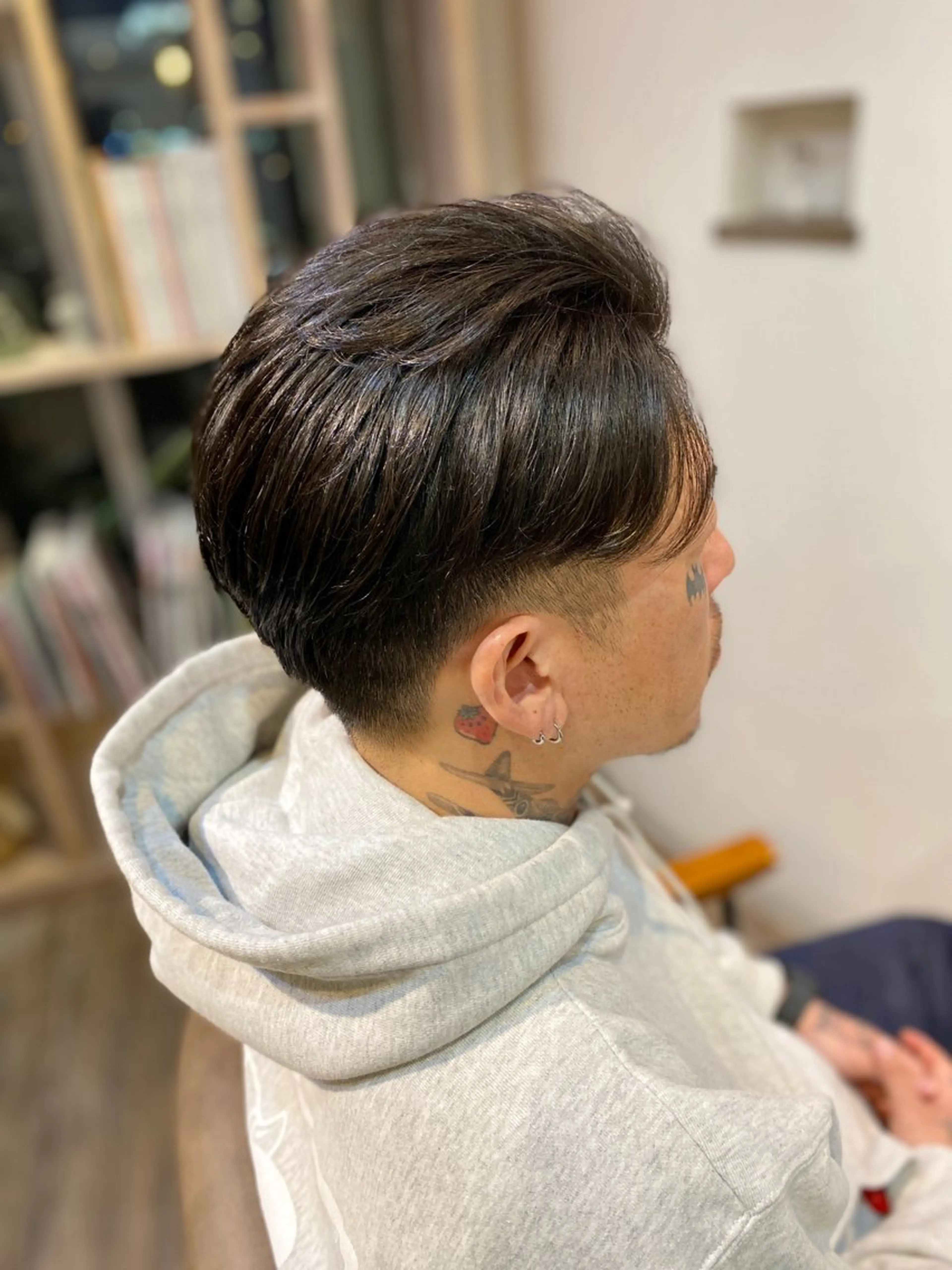 ショート メンズ カット 安住 千明のヘアスタイル