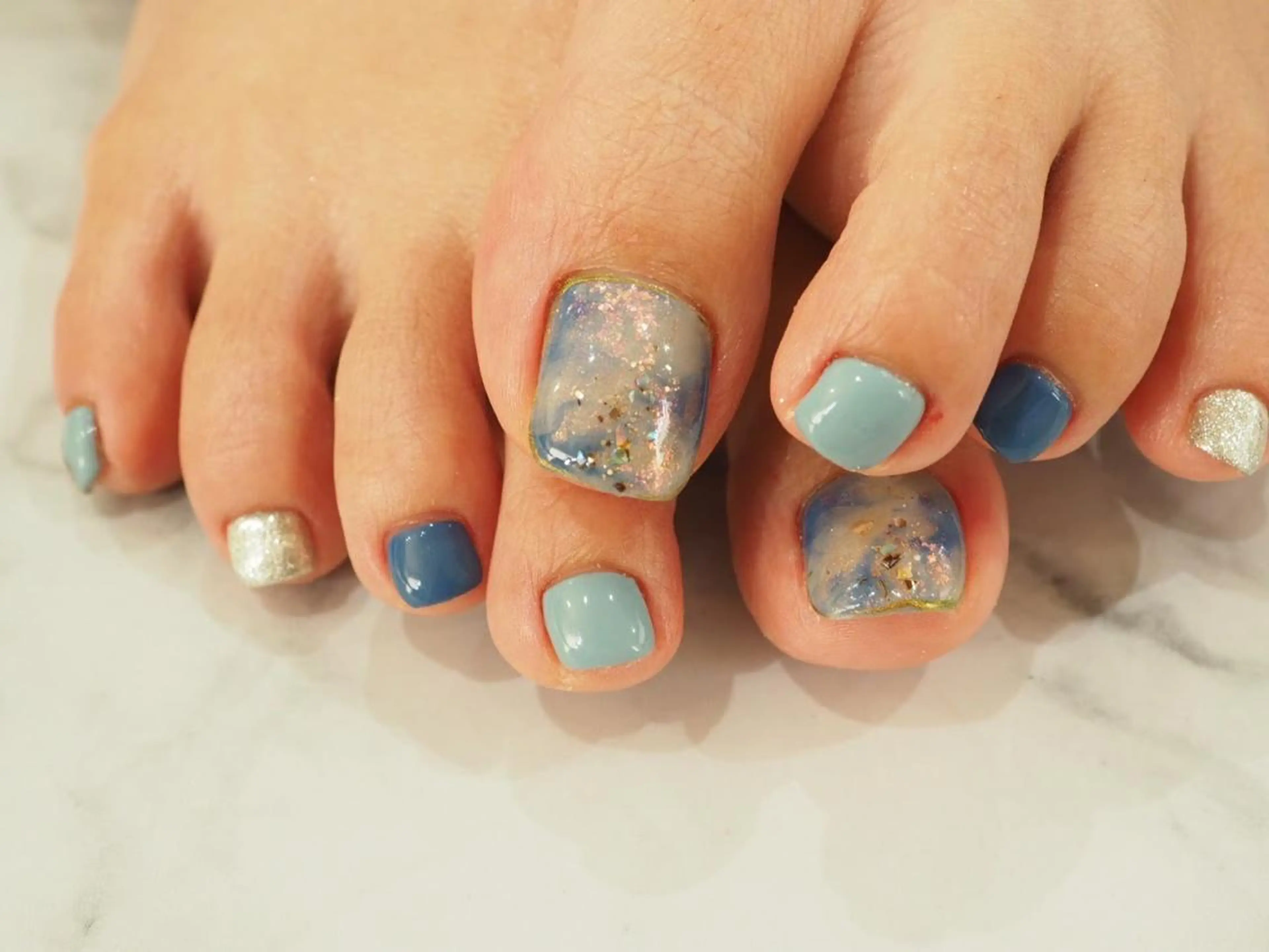 ネイル ハンドネイル komorebi. 小峯 真実のネイルデザイン