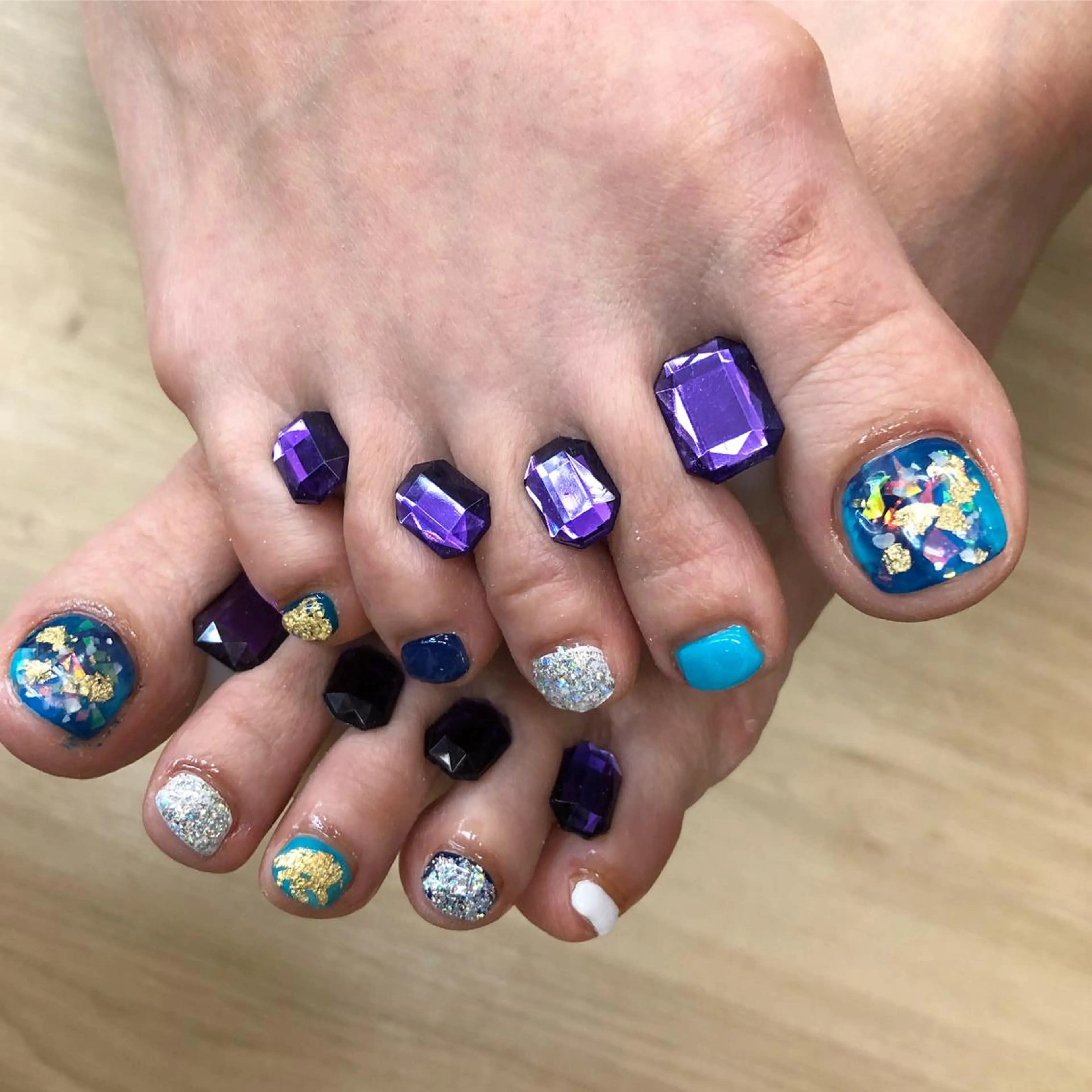 ネイル ブルー フットネイル esNail&eye イーズネイル＆アイのネイルデザイン