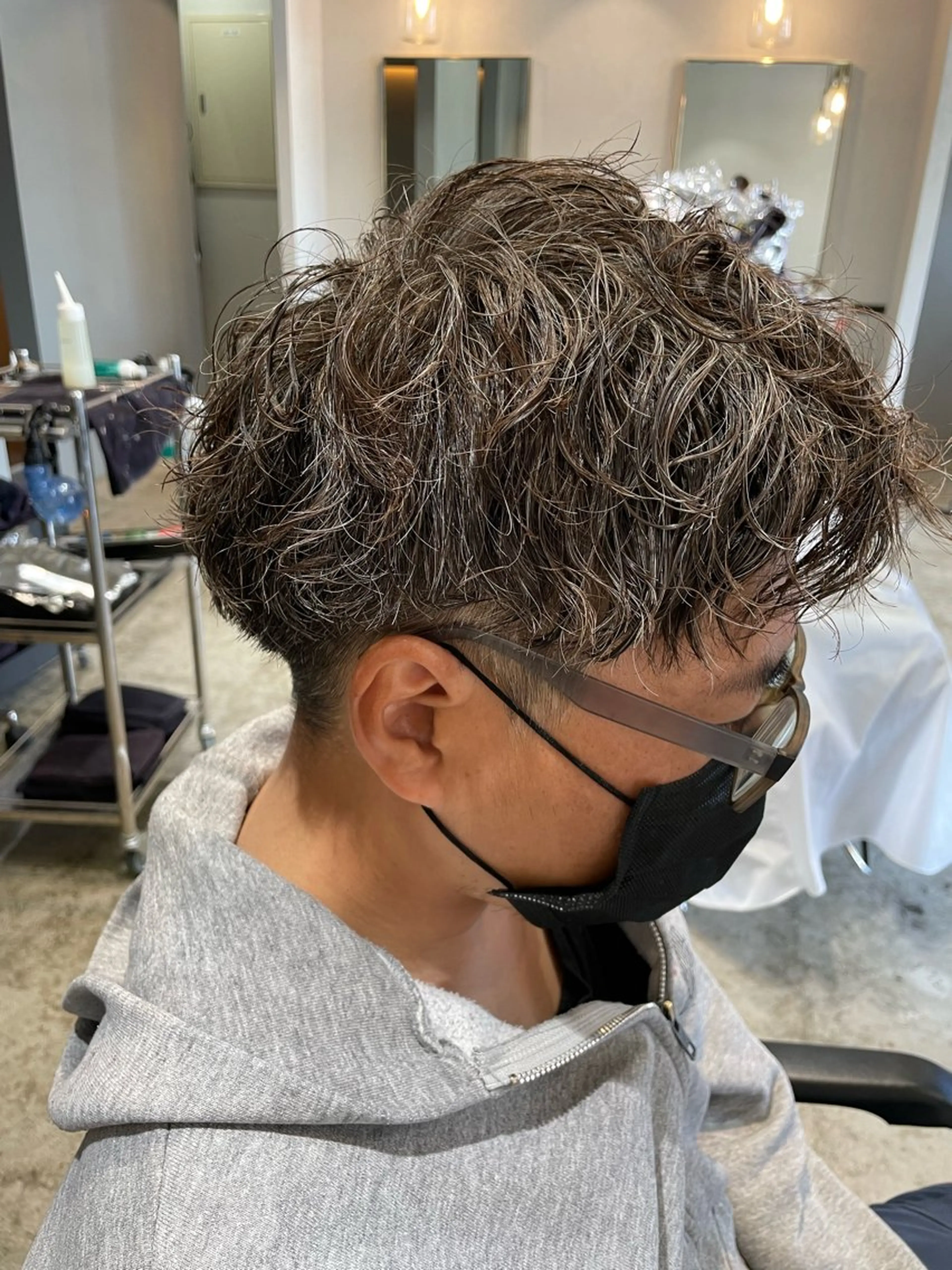 パーマ メンズ マッシュ メンズパーマ 刈り上げ カット パーマ un【アン】所属・【un】 MANAのヘアスタイル