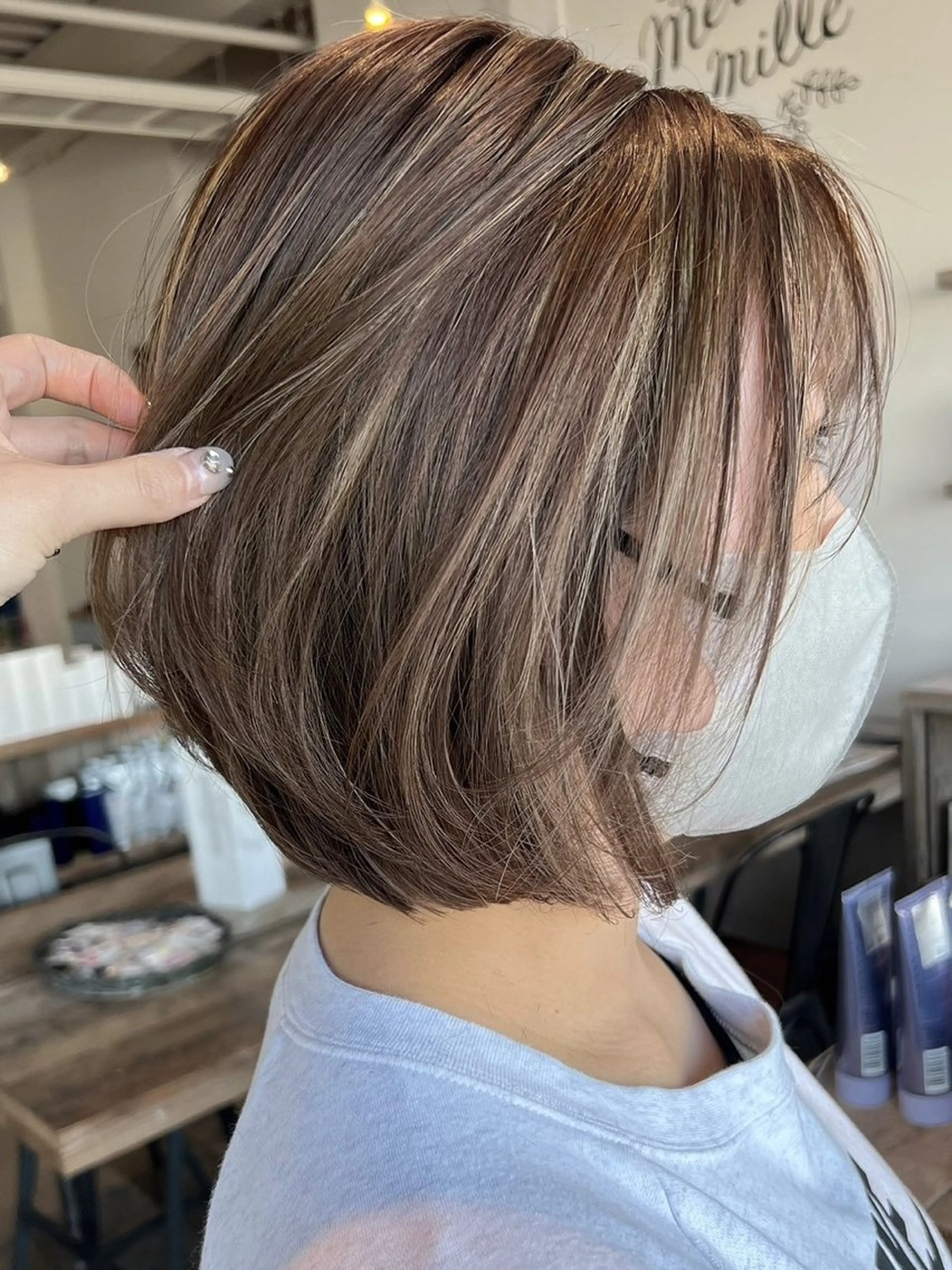 ショート カラー 1005mille cinq所属・岸下 理緒のヘアスタイル