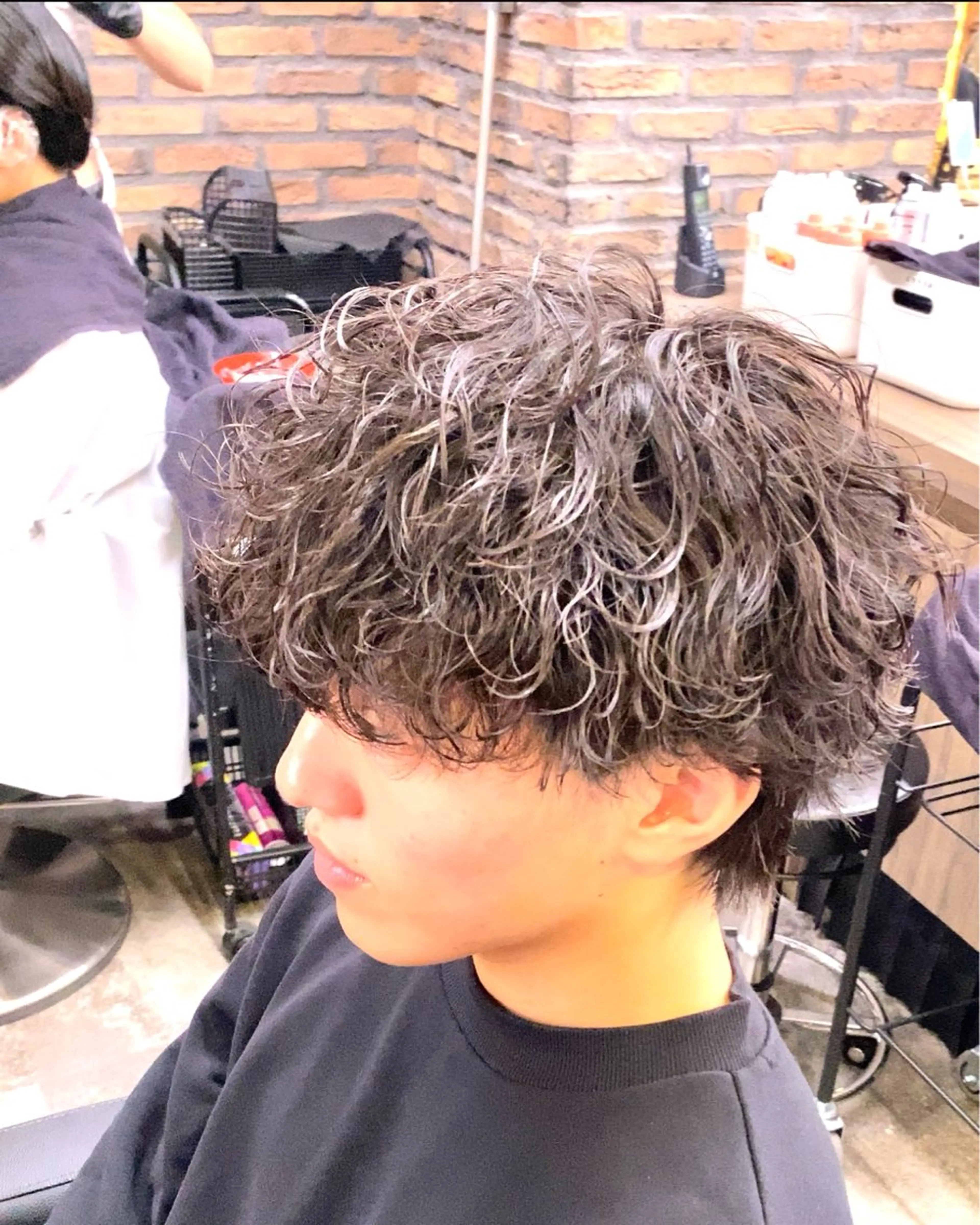 パーマ メンズ カット パーマ シャドウ/波巻き 朝崎倭斗のヘアスタイル