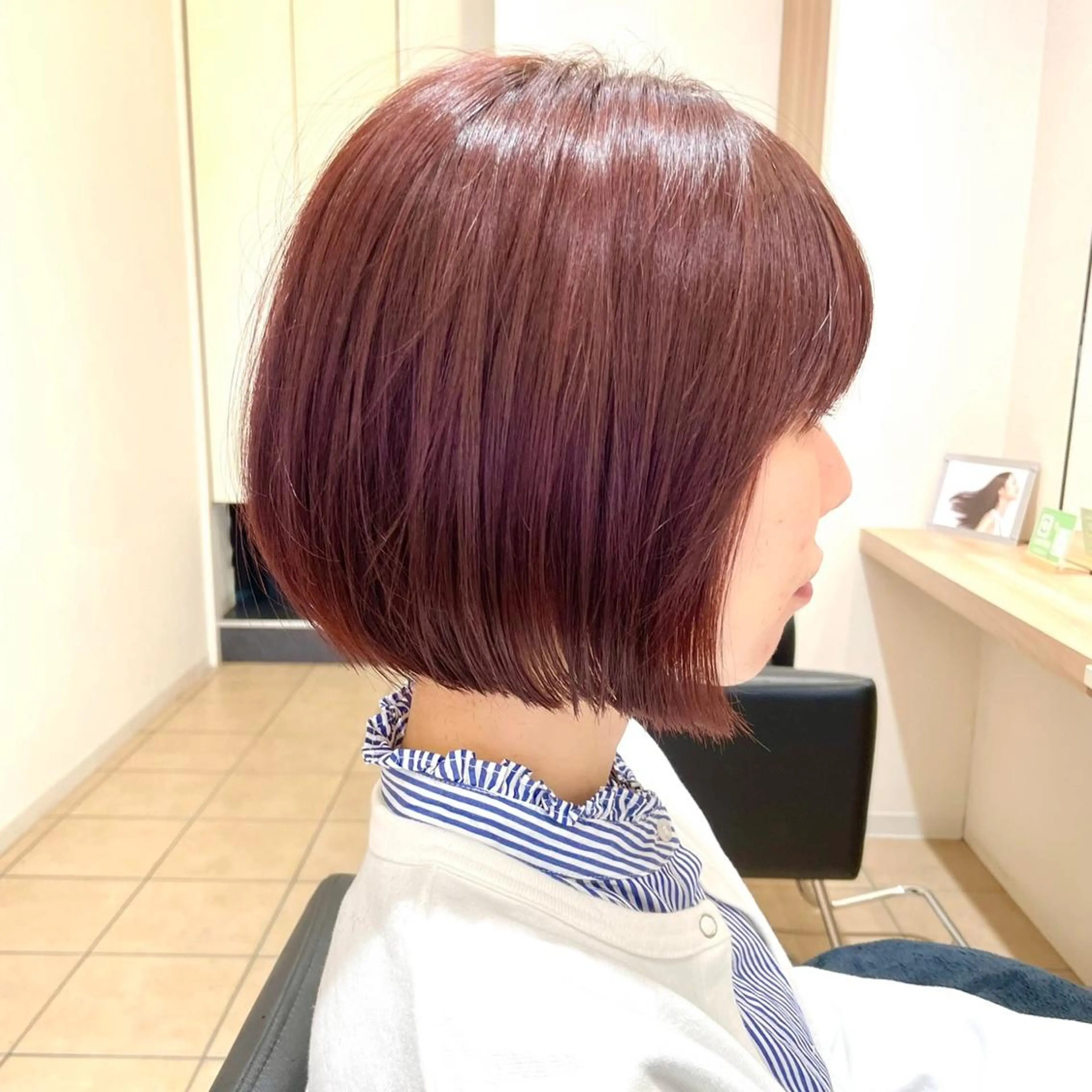 ショート カラー ボブ カット ヘアカラー トリートメント ヘッドスパ ヘアセット ブリーチ/縮毛矯正/ ボブ特化/よしきのヘアスタイル