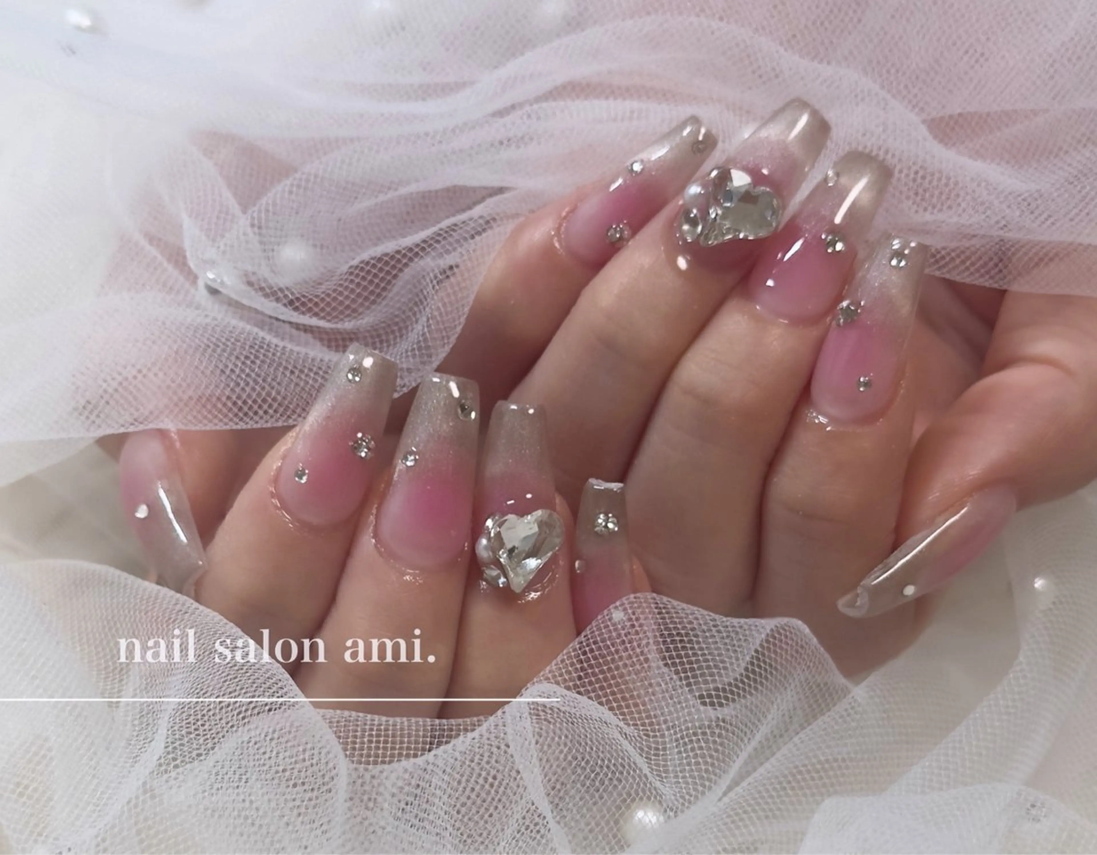 ミディアム ハンドネイル nail salon amiのネイルデザイン