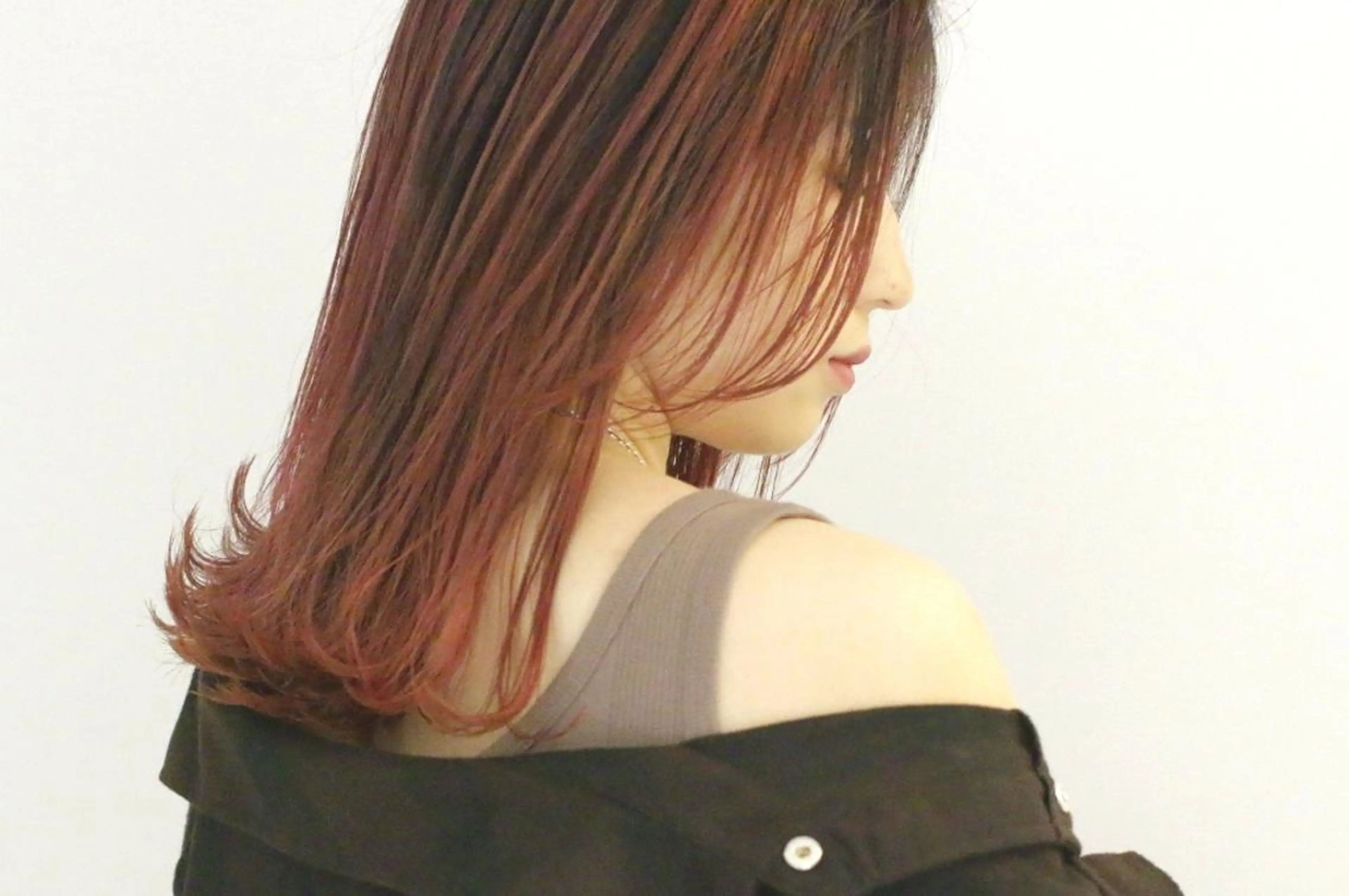 カラー セミロング ill副店長 立和田純也のヘアスタイル