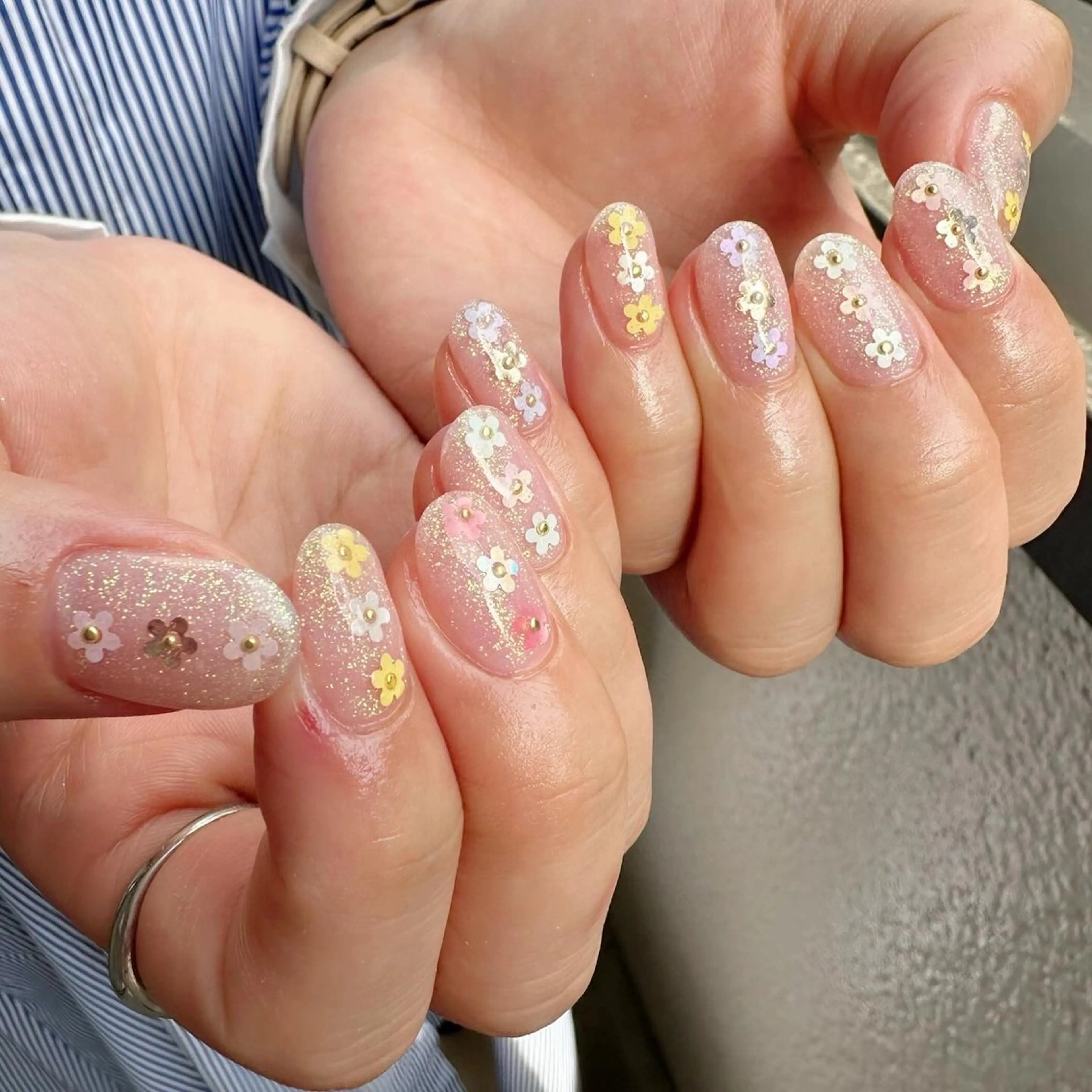 ネイル オーロラネイル ホログラムネイル 氷ネイル・うるうるネイル 韓国ネイル ラメ(グリッター) 🪞KAPE NAIL 🪞のネイルデザイン