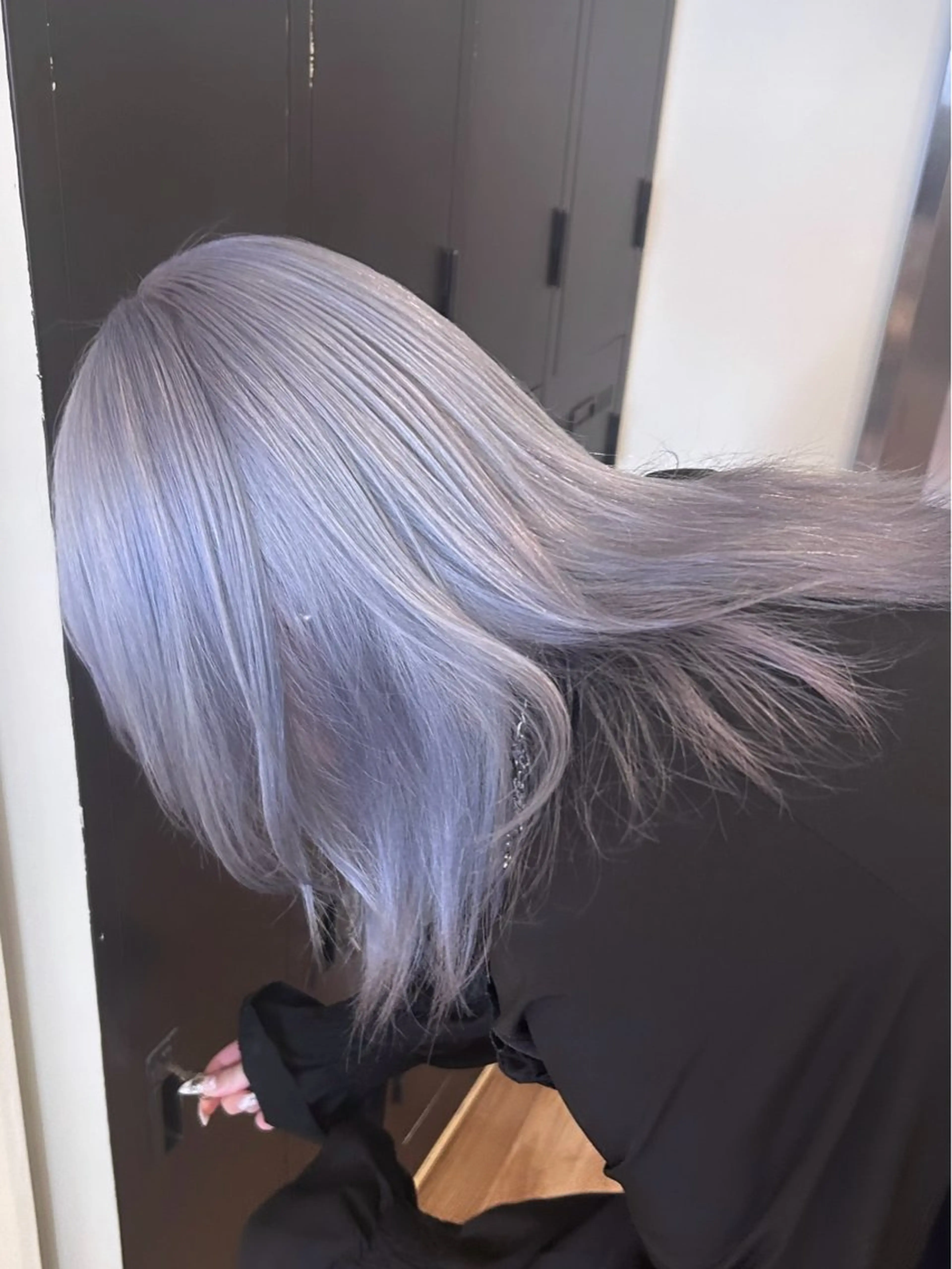 ミディアム カラー ヘアカラー トリートメント MARQUEE所属・Ayame / ハイトーンカラーのヘアスタイル