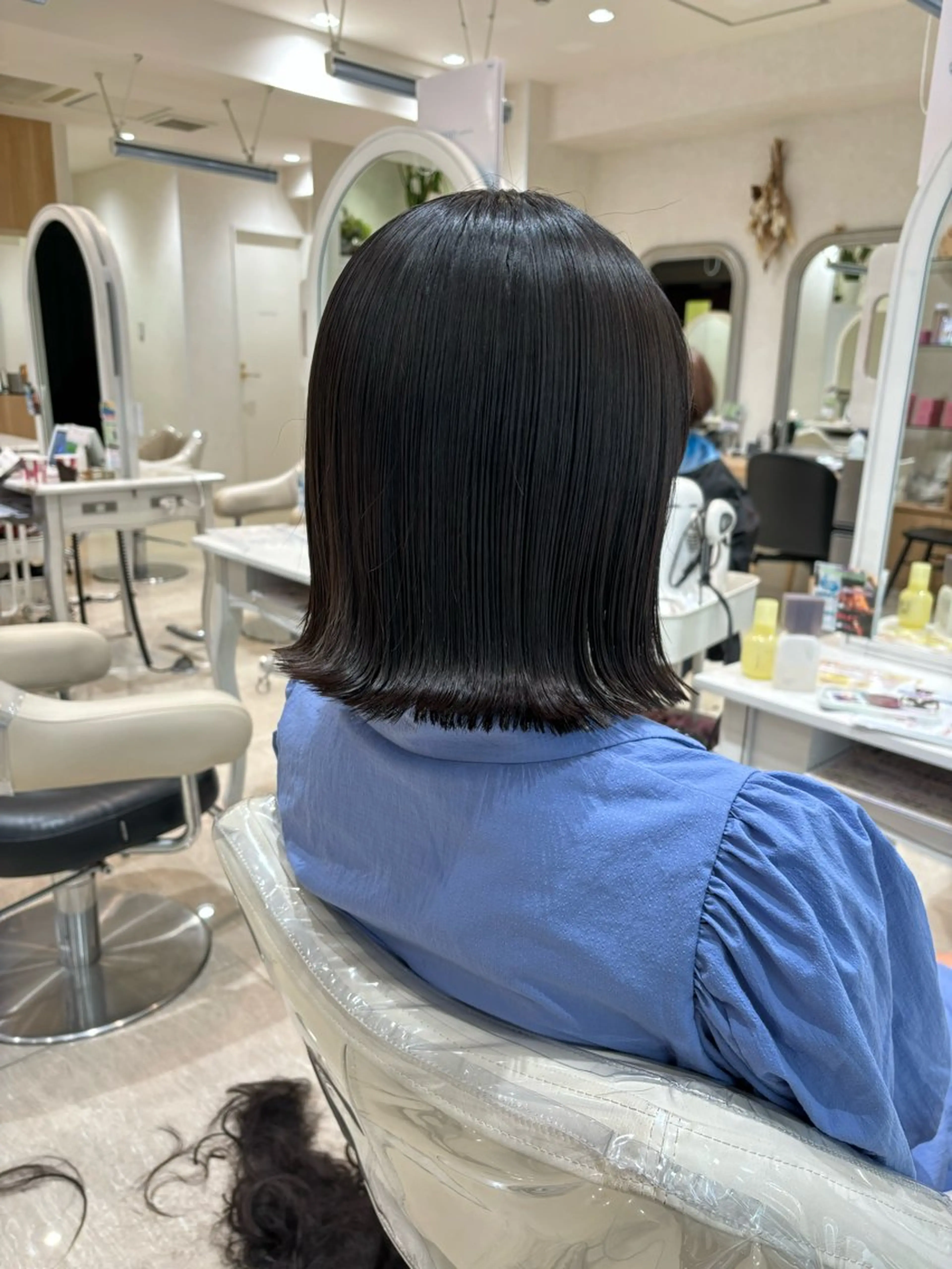 ミディアム ぷっつりボブ🫧 タケウチアミのヘアスタイル