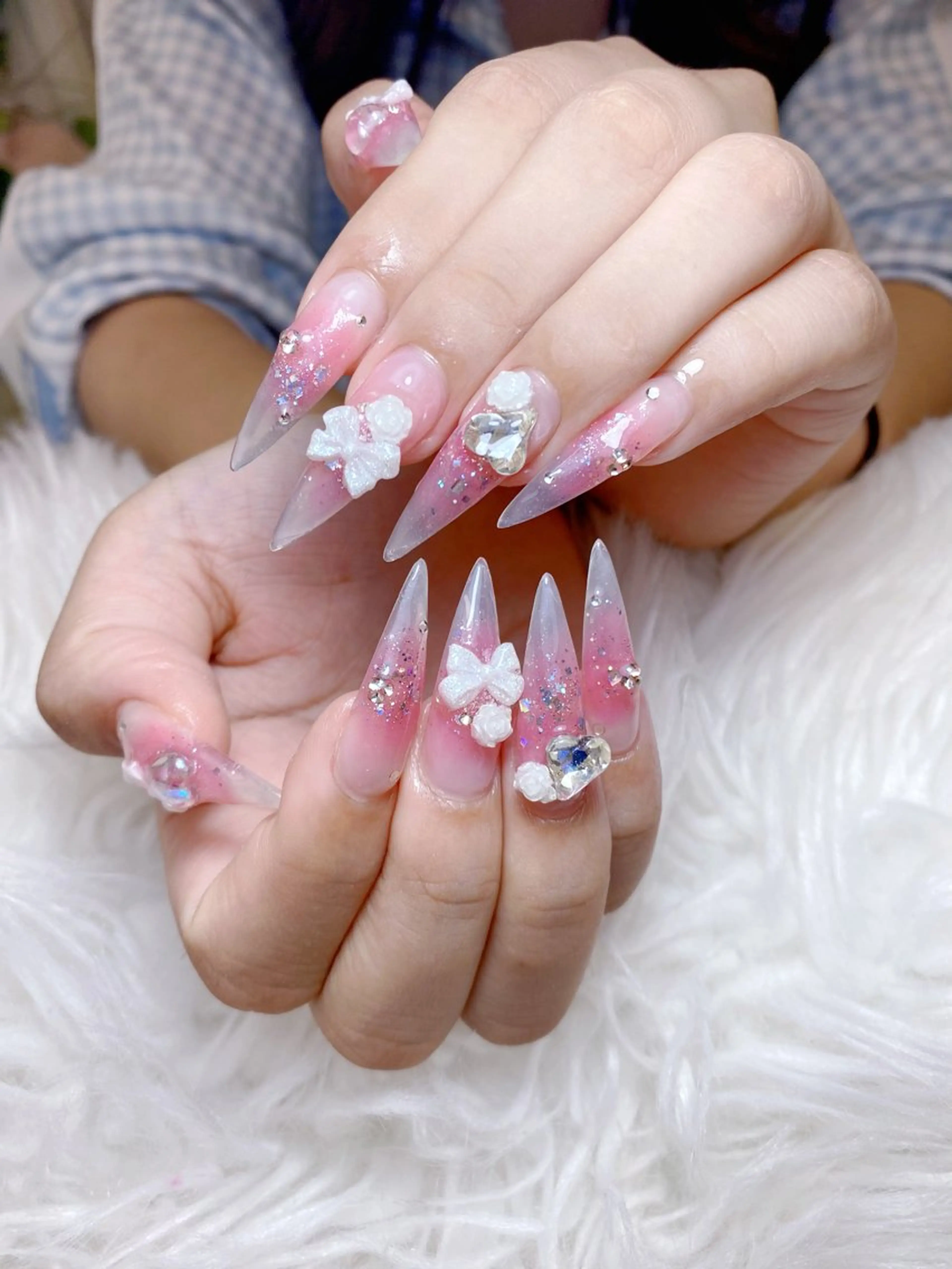 ネイル ハンドネイル ハンドケア Anh Nail 歌舞伎町のネイルデザイン