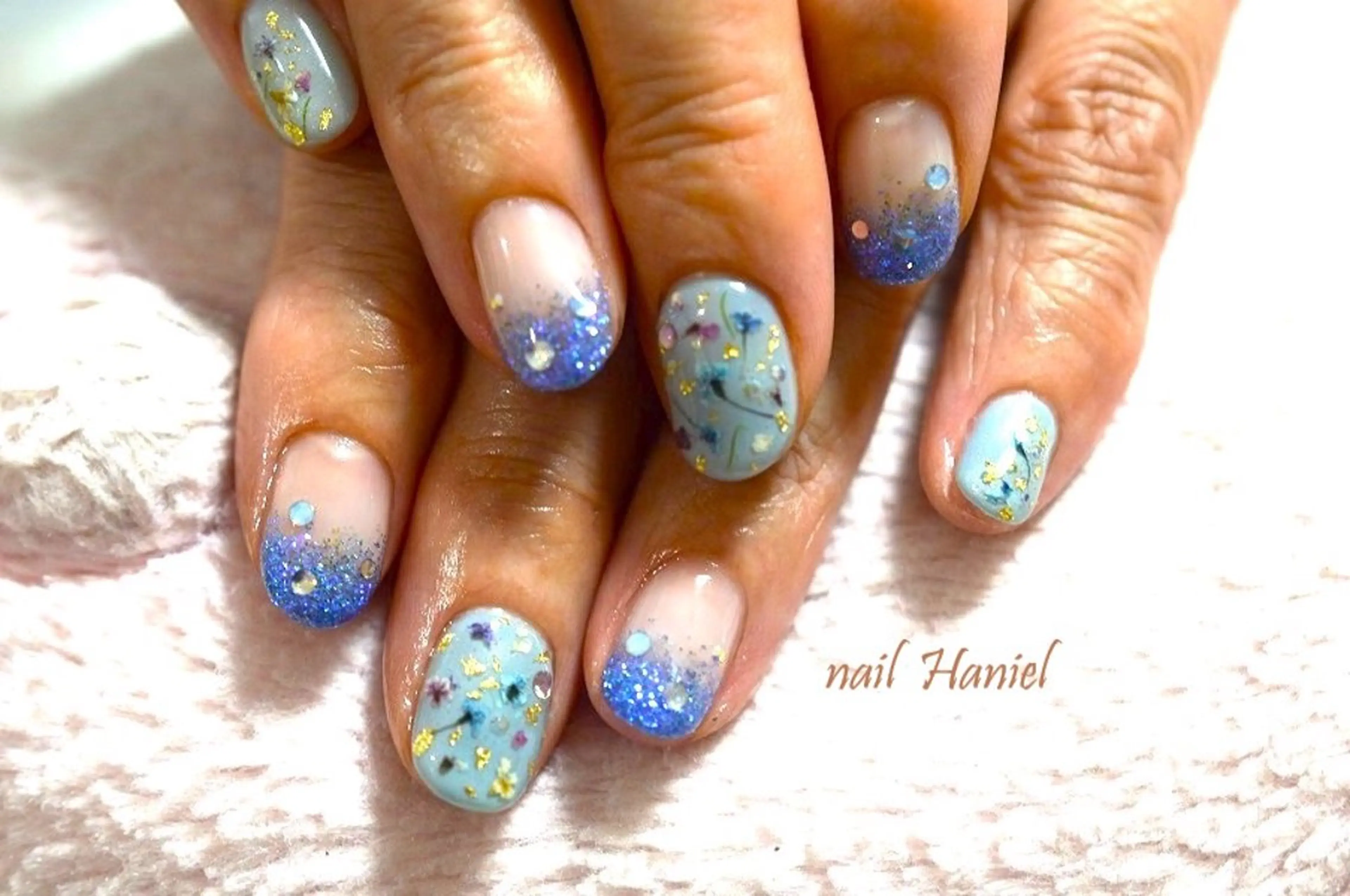 ネイル アートネイル フレンチネイル ジェルネイル オフィスネイル パラジェル ハンドネイル nail Haniel所属・半蔵門サロンハニエル 魅神 ちよのネイルデザイン