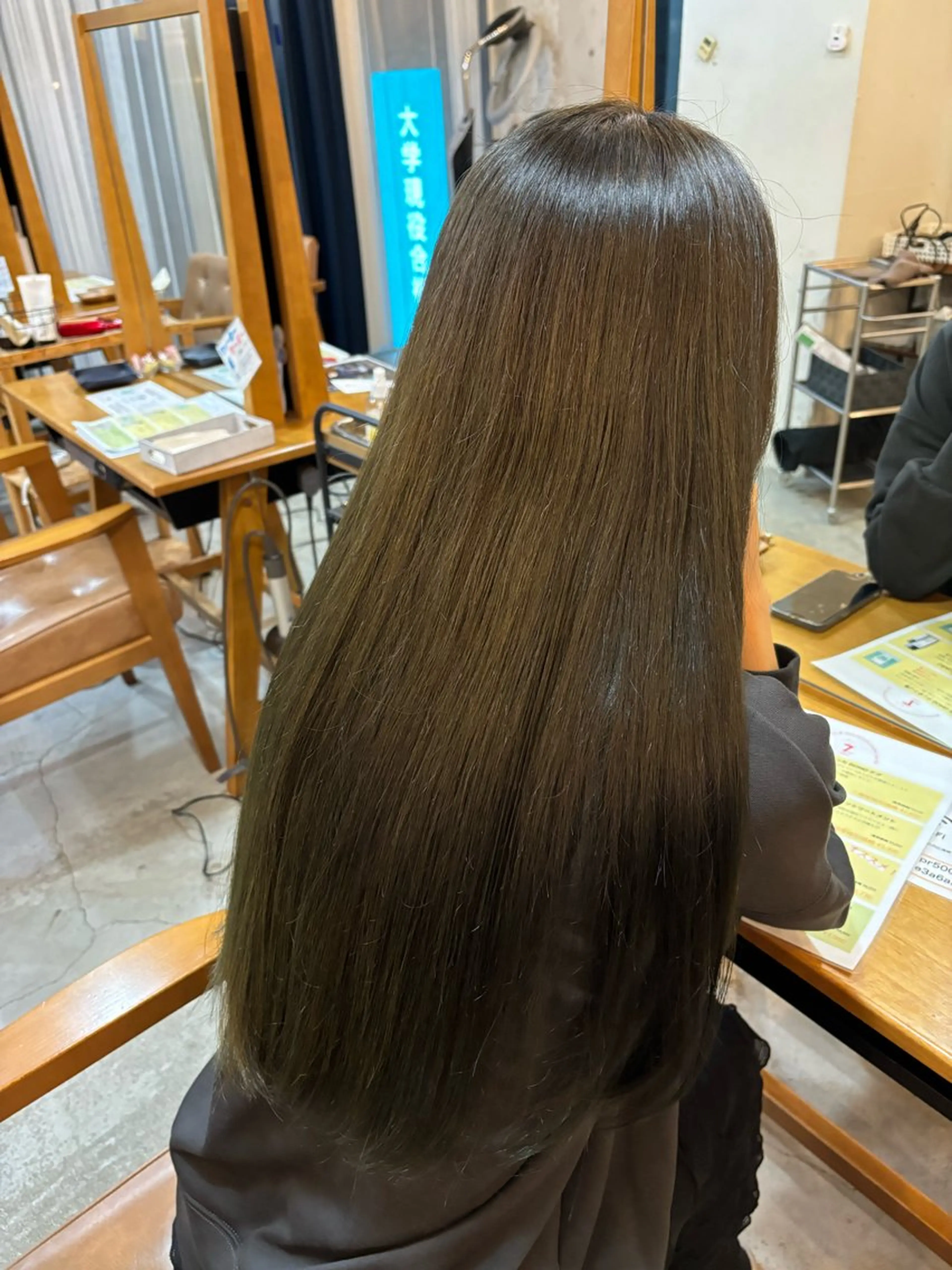 【💭赤みが気になる方💭】ブリーチなしオリーブ➕艶トリートメント💚✨️💚赤み消し/の写真