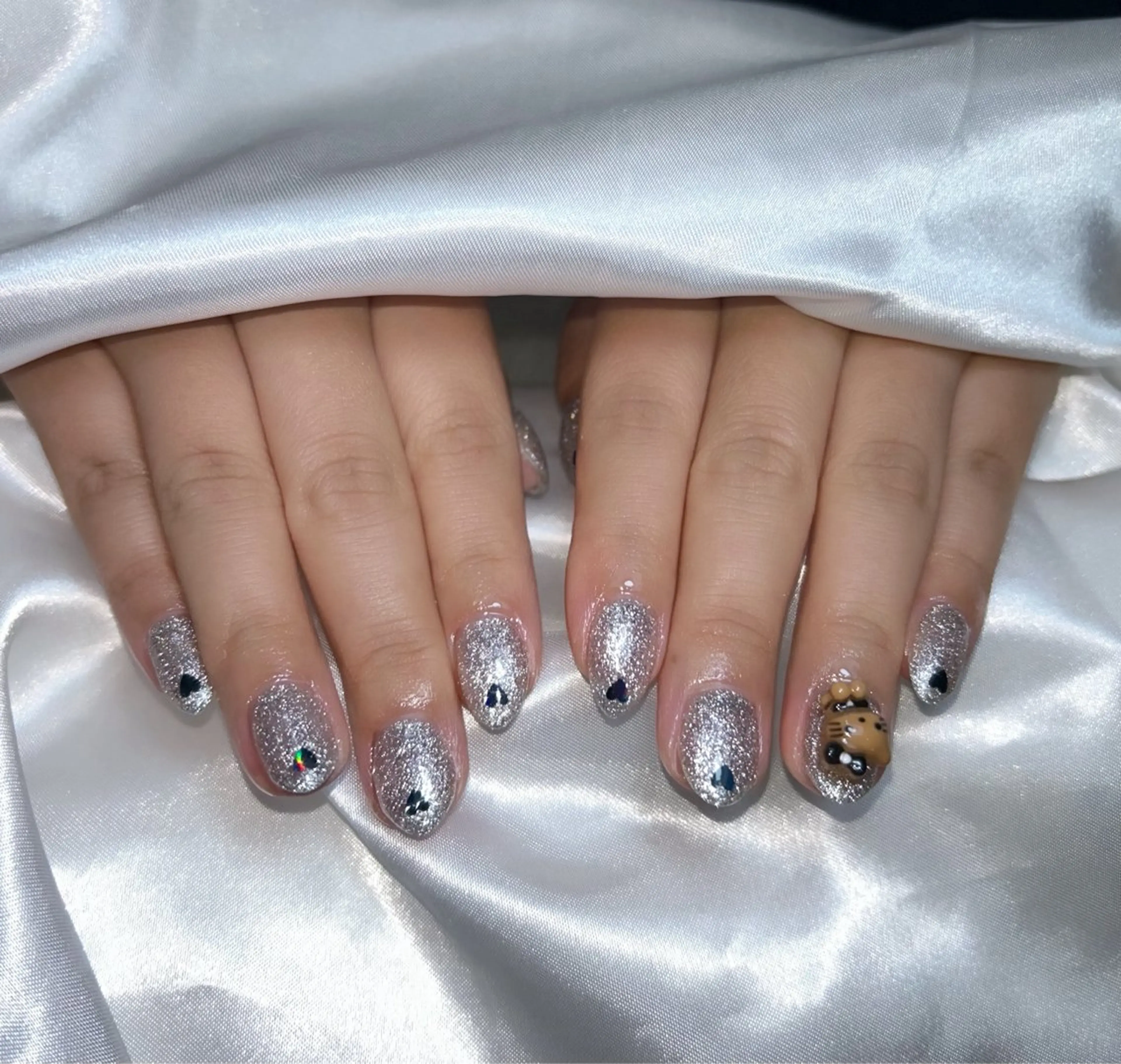ネイル アートネイル オーロラネイル チークネイル 長さ出し フットネイル ハンドネイル Chan nailsのネイルデザイン
