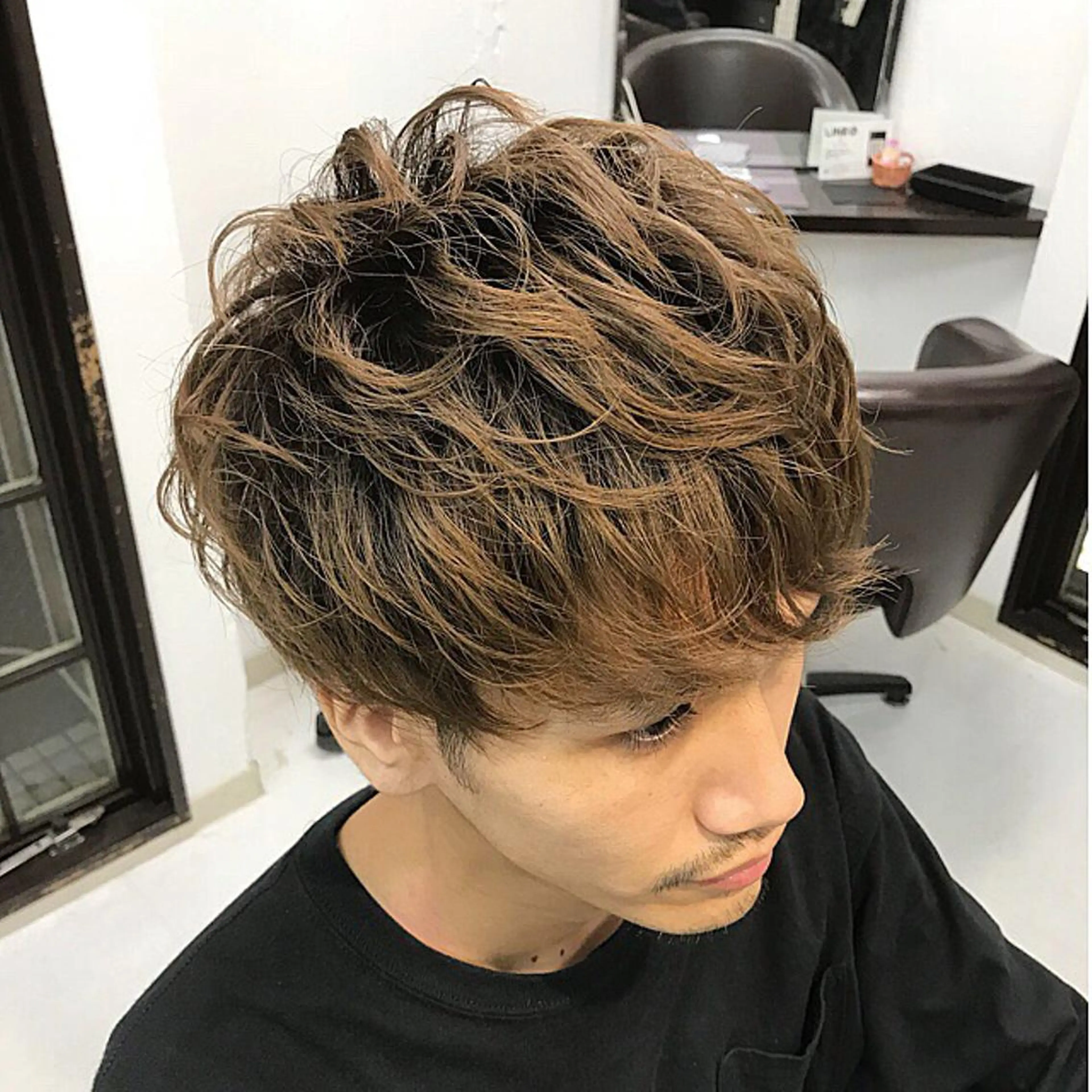 ショート カラー パーマ メンズ キッズ ネイル マツエク・マツパ カット ヘアカラー トリートメント ヘアセット メンズ人気NO,1 Genieジーニーのヘアスタイル