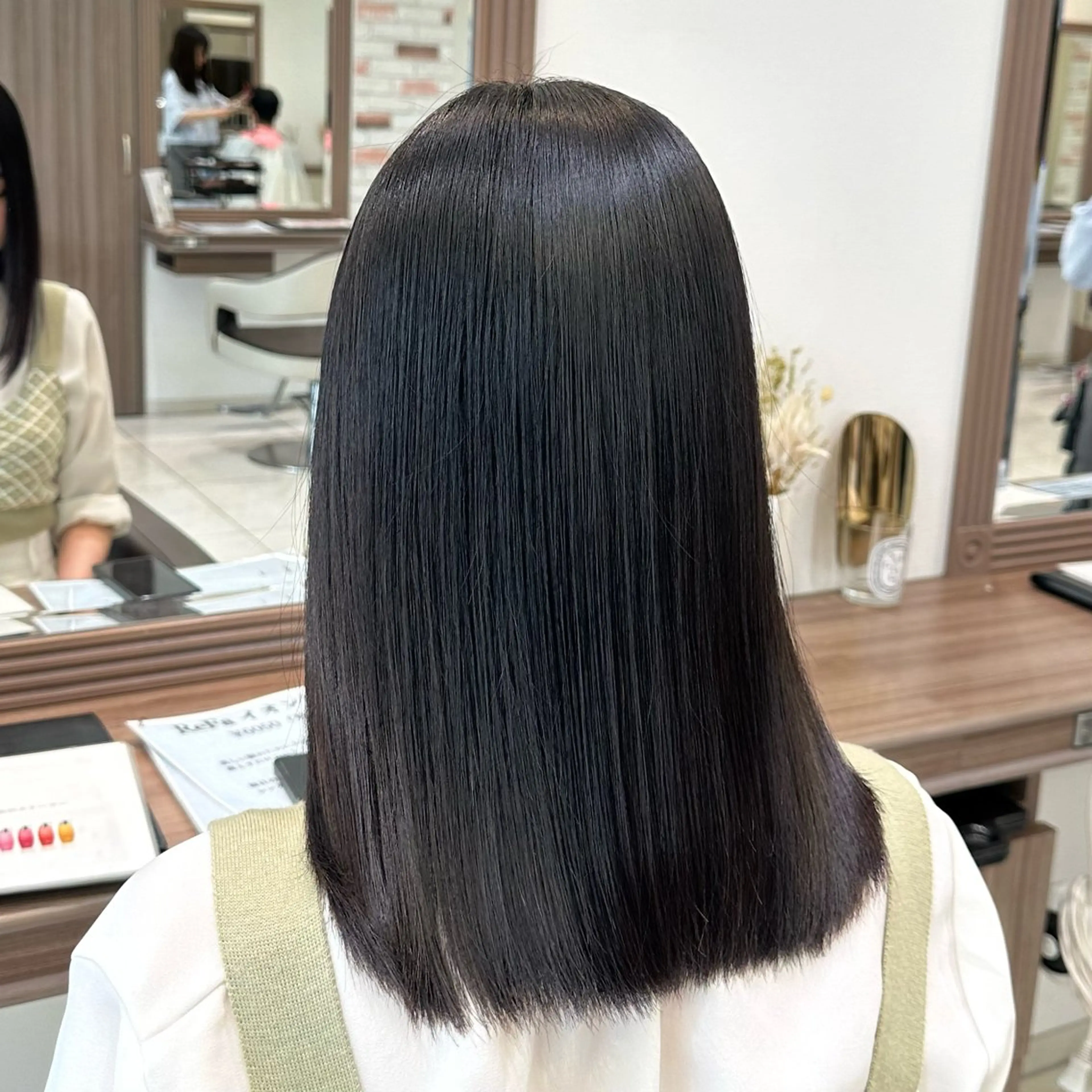 【学生限定クーポン🎓】🌸似合わせ艶カラー + 2stepトリートメント🌸の写真