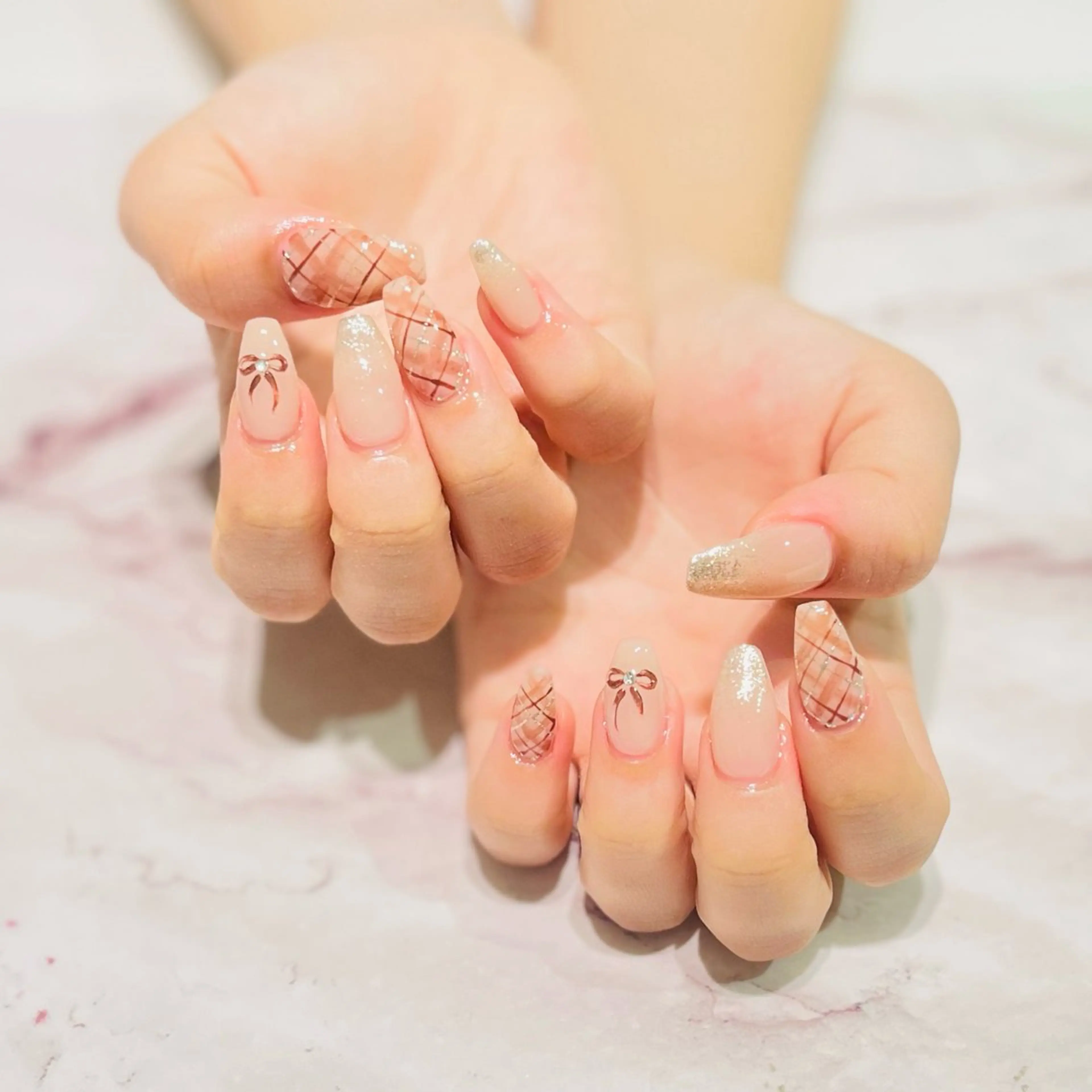 ネイル ハンドネイル Hair removal & Beauty salon Produce by Lucia所属・nail salon Luciaのネイルデザイン