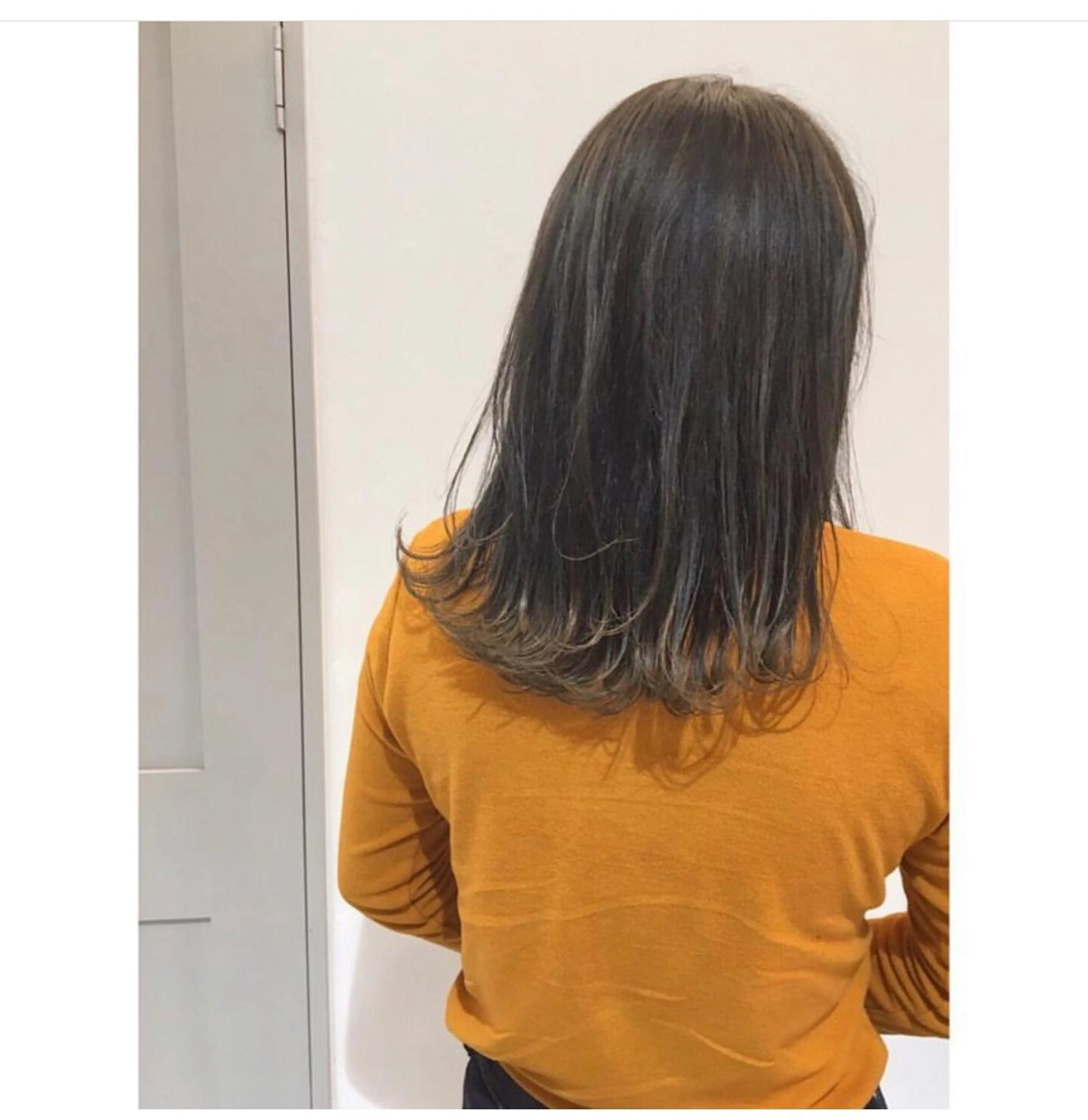 ミディアム カラー 船津 佳奈美のヘアスタイル